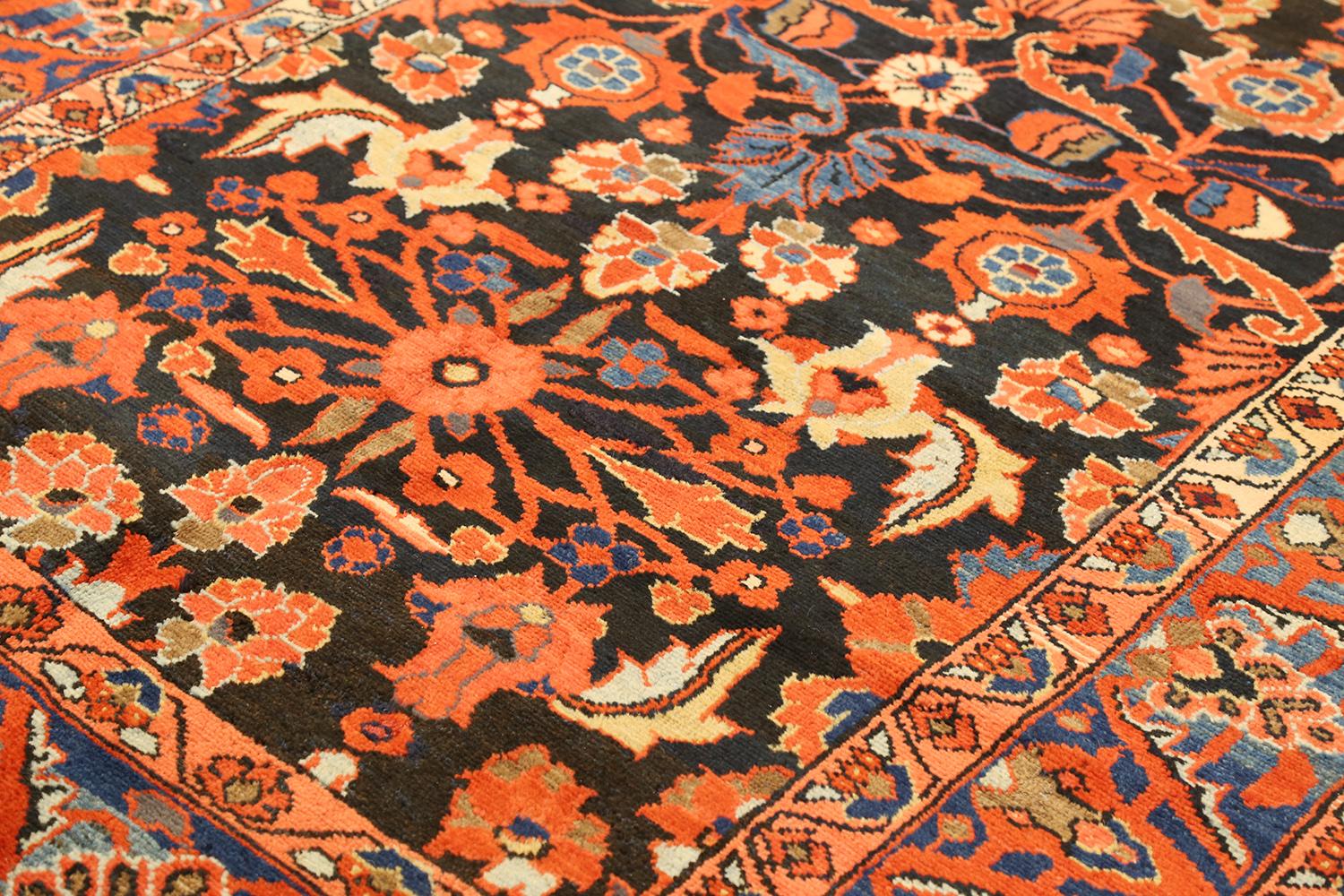 Antique Persian Malayer Rug with Blue and Red Floral Details on Ivory Field In Excellent Condition For Sale In Dallas, TX