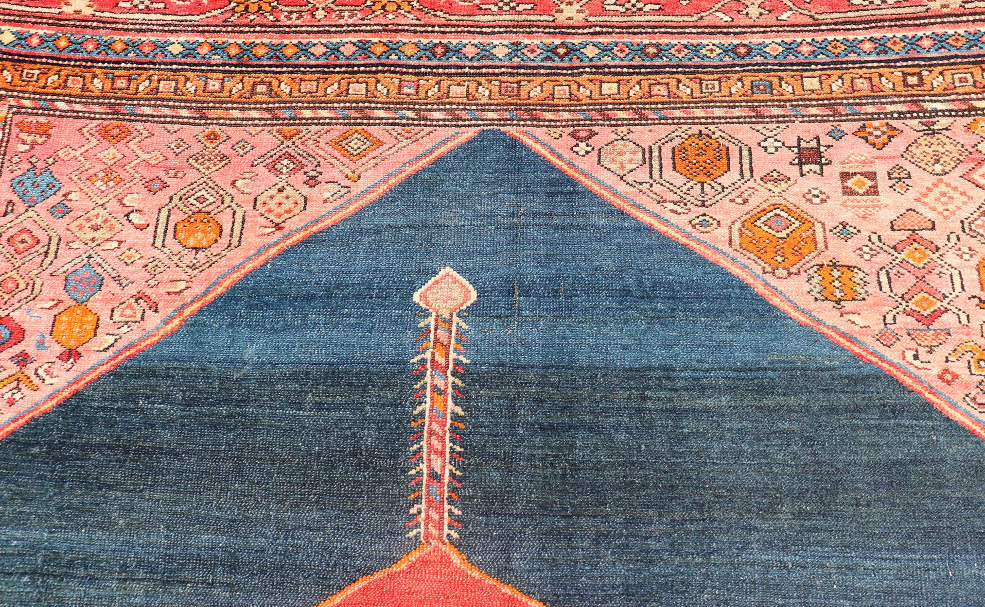 Perse Tapis ancien persan Malayer avec médaillons audacieux et indigo profond 7'5 x 15'0 en vente