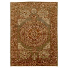 Antiker persischer Malayer-Teppich mit braunen und beigefarbenen Blumenmustern auf elfenbeinfarbenem Feld