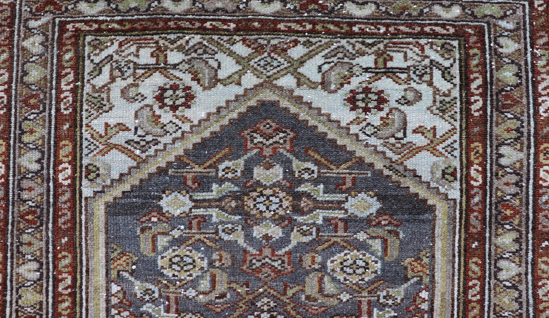 Lana Tappeto antico persiano Malayer con motivi geometrici nei toni della terra 2'4 x 3'7 in vendita