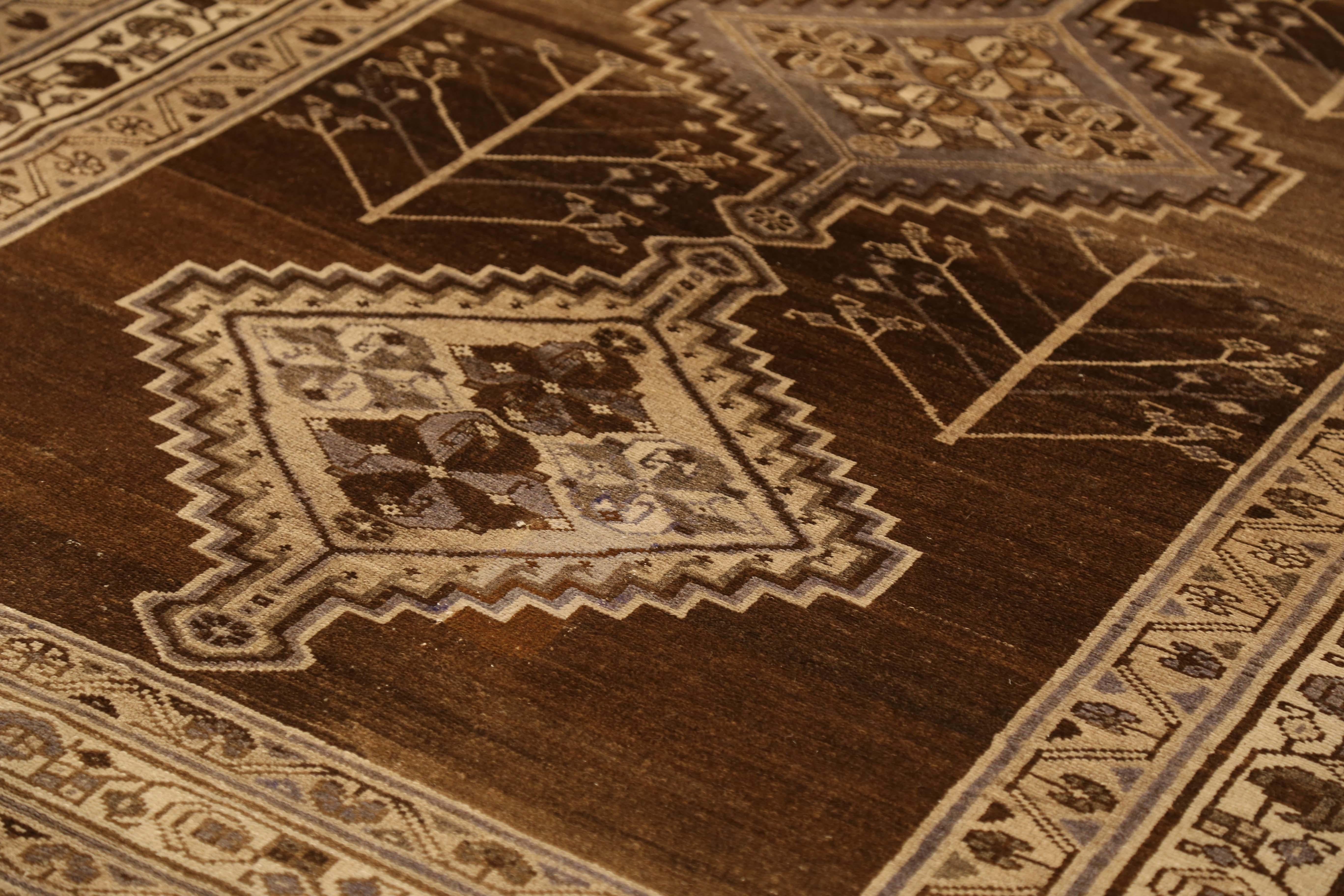 Antique Persian Malayer Rug with Gray and Brown Diamond Medallions In Excellent Condition For Sale In Dallas, TX