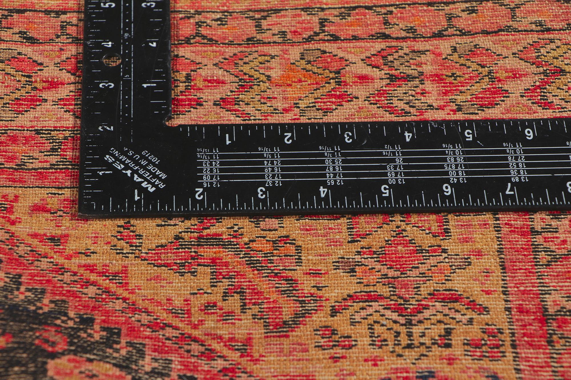 Antiker persischer Malayer-Teppich mit Herati-Pool-Medaillon (Handgeknüpft) im Angebot