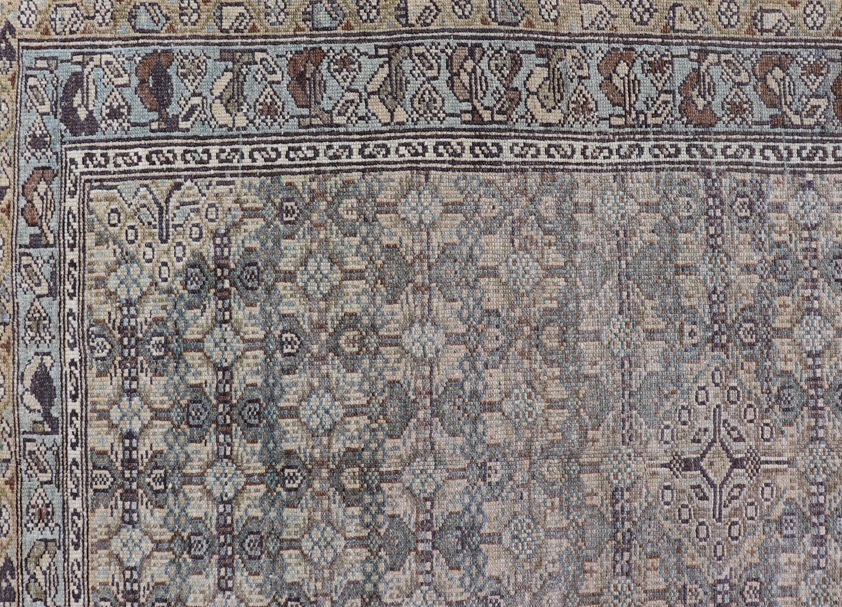 Antiker persischer Malayer-Teppich aus Persien mit kompliziertem, geometrischem All-Over-Design 3'3