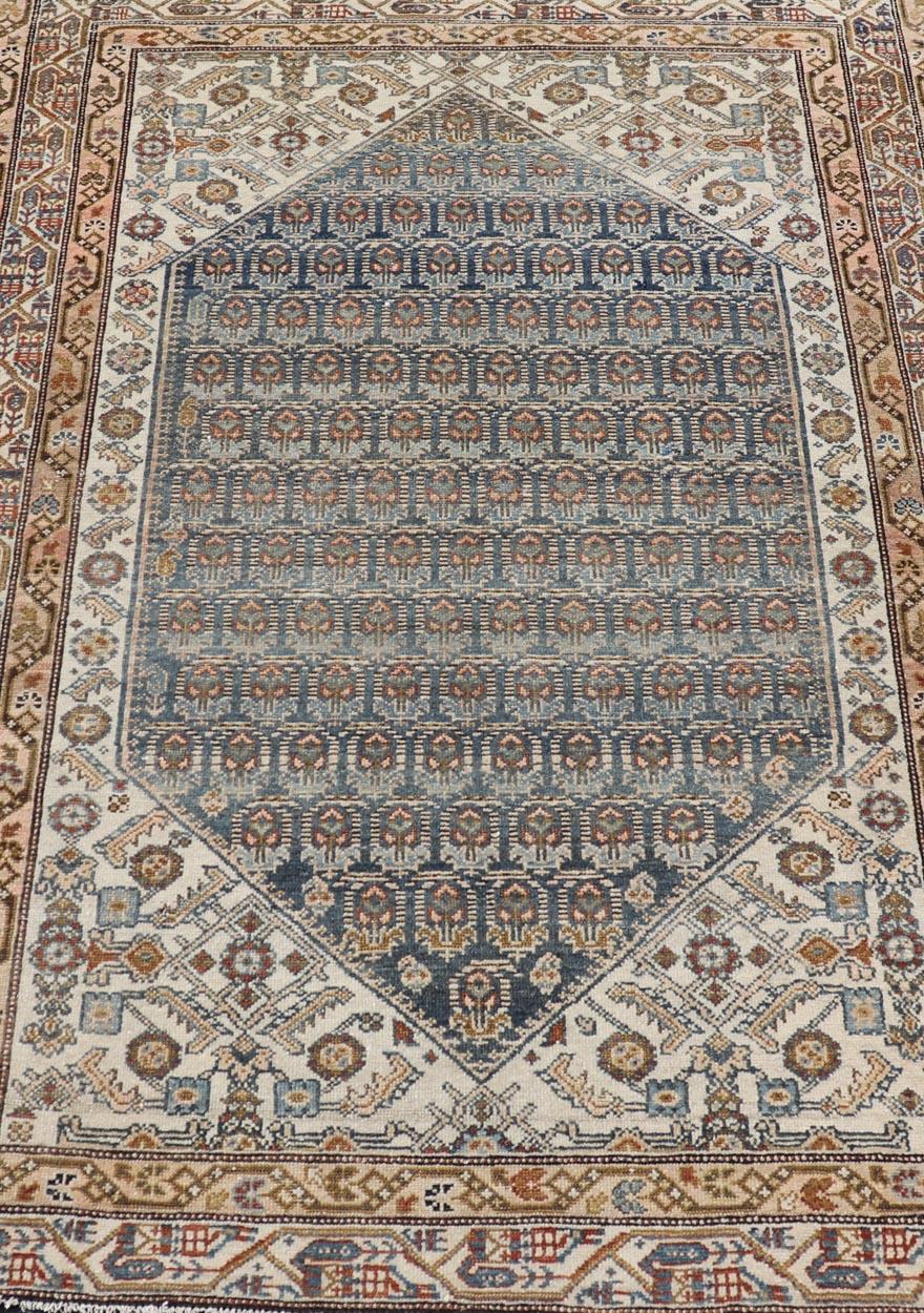 Tapis persan ancien Malayer avec motif Herati complexe sur toute sa surface 4'0 x 5'10 en vente 5