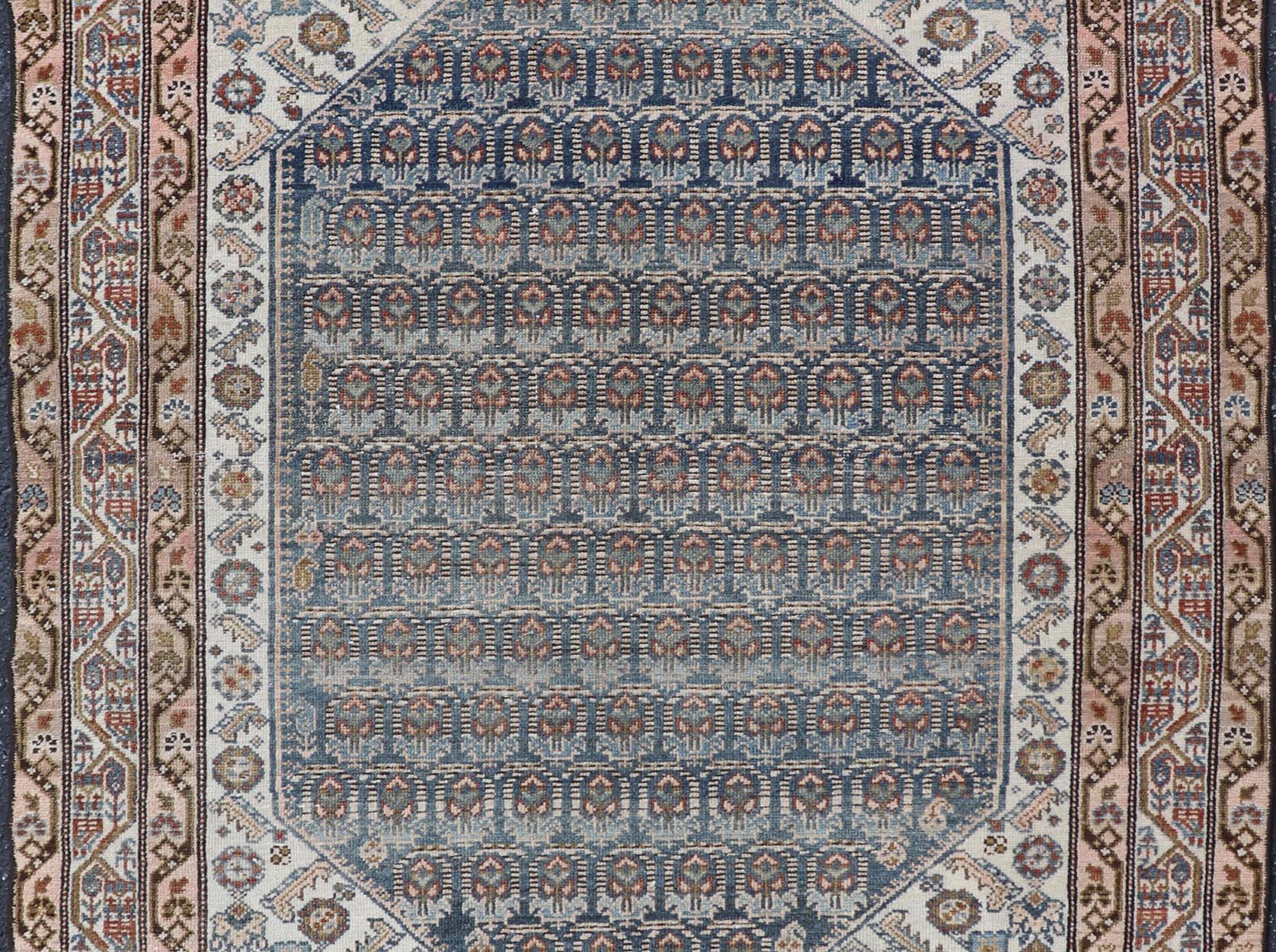 Tapis persan ancien Malayer avec motif Herati complexe sur toute sa surface 4'0 x 5'10 en vente 1