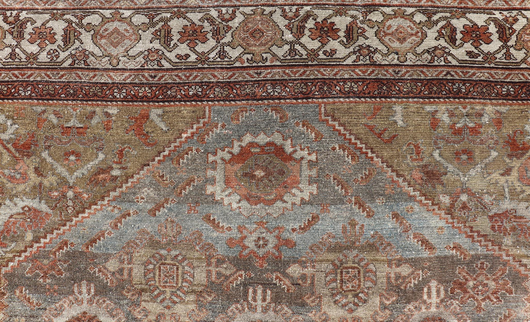 Antiker persischer Malayer-Teppich mit Motiven in erdfarbener Farbpalette 7'0 x 9'6 im Angebot 5