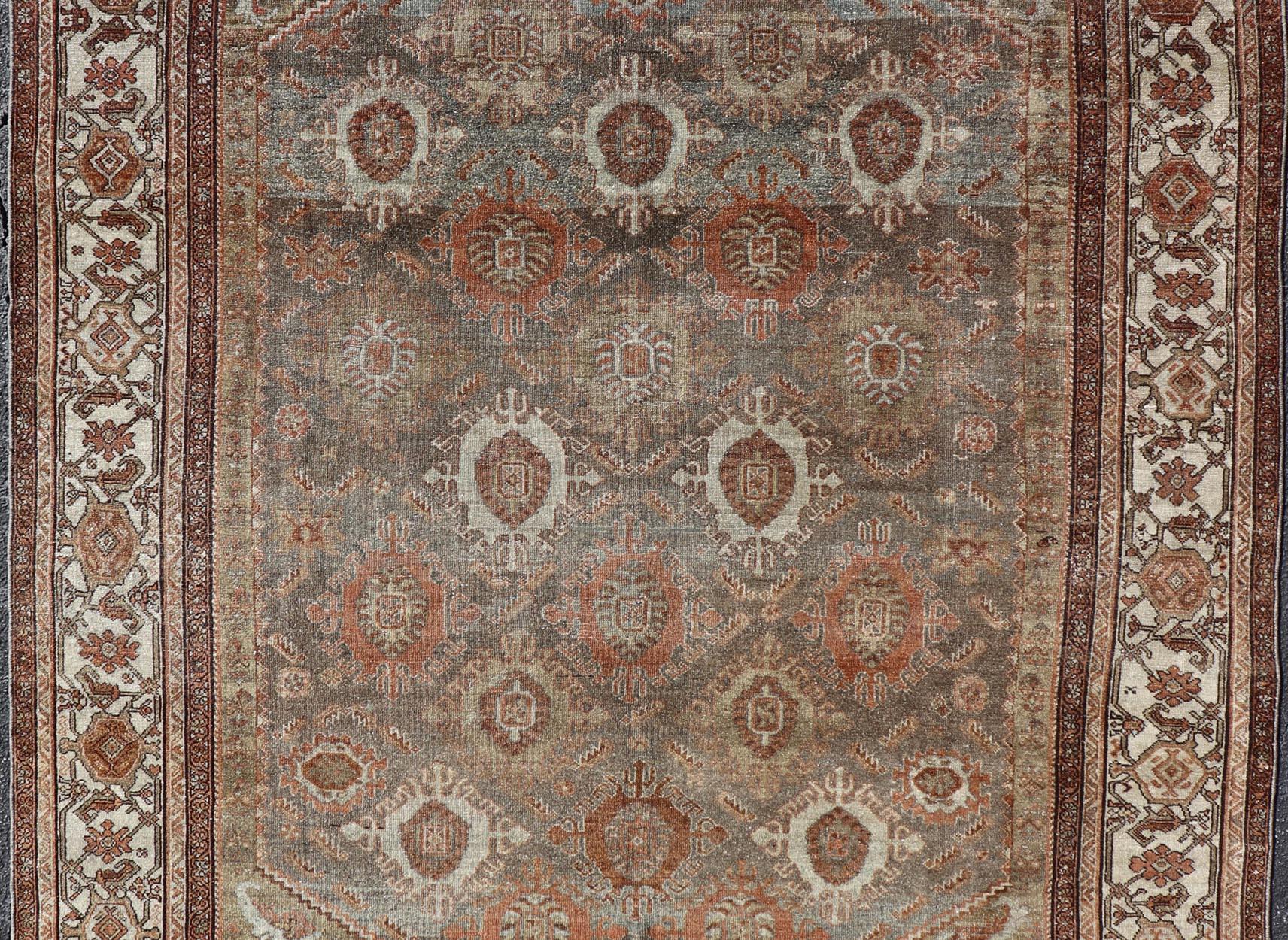 Antiker persischer Malayer-Teppich mit Motiven in erdfarbener Farbpalette 7'0 x 9'6 im Angebot 7