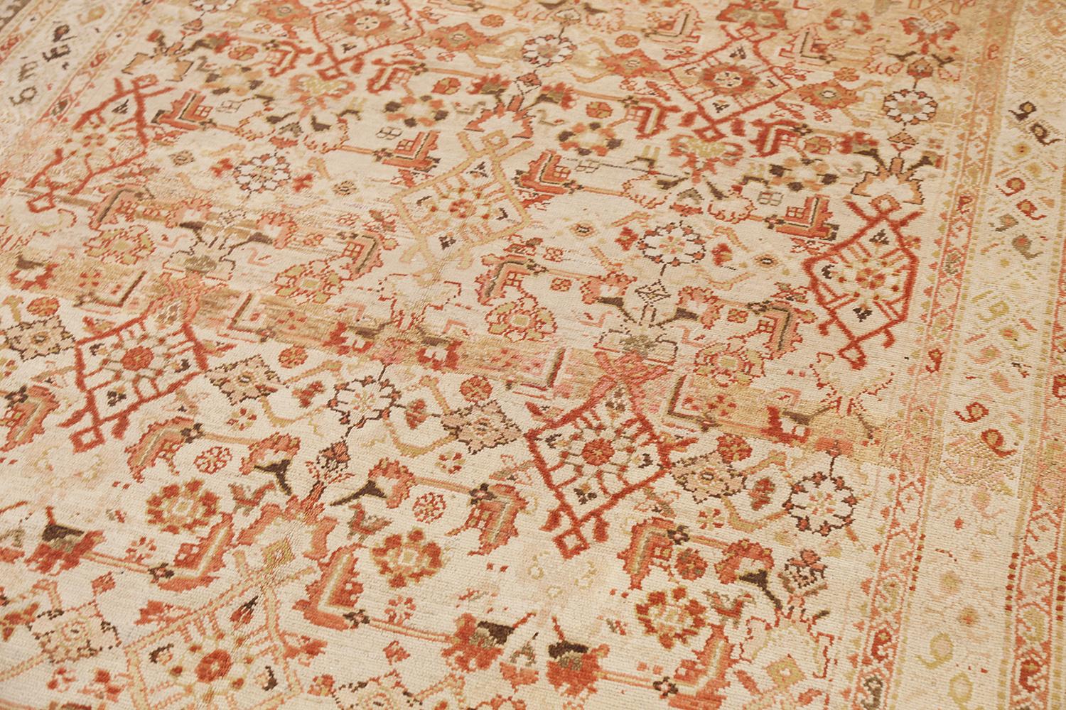 Antique Persian Malayer Rug with Red and Beige Floral Details on Ivory Field In Excellent Condition For Sale In Dallas, TX