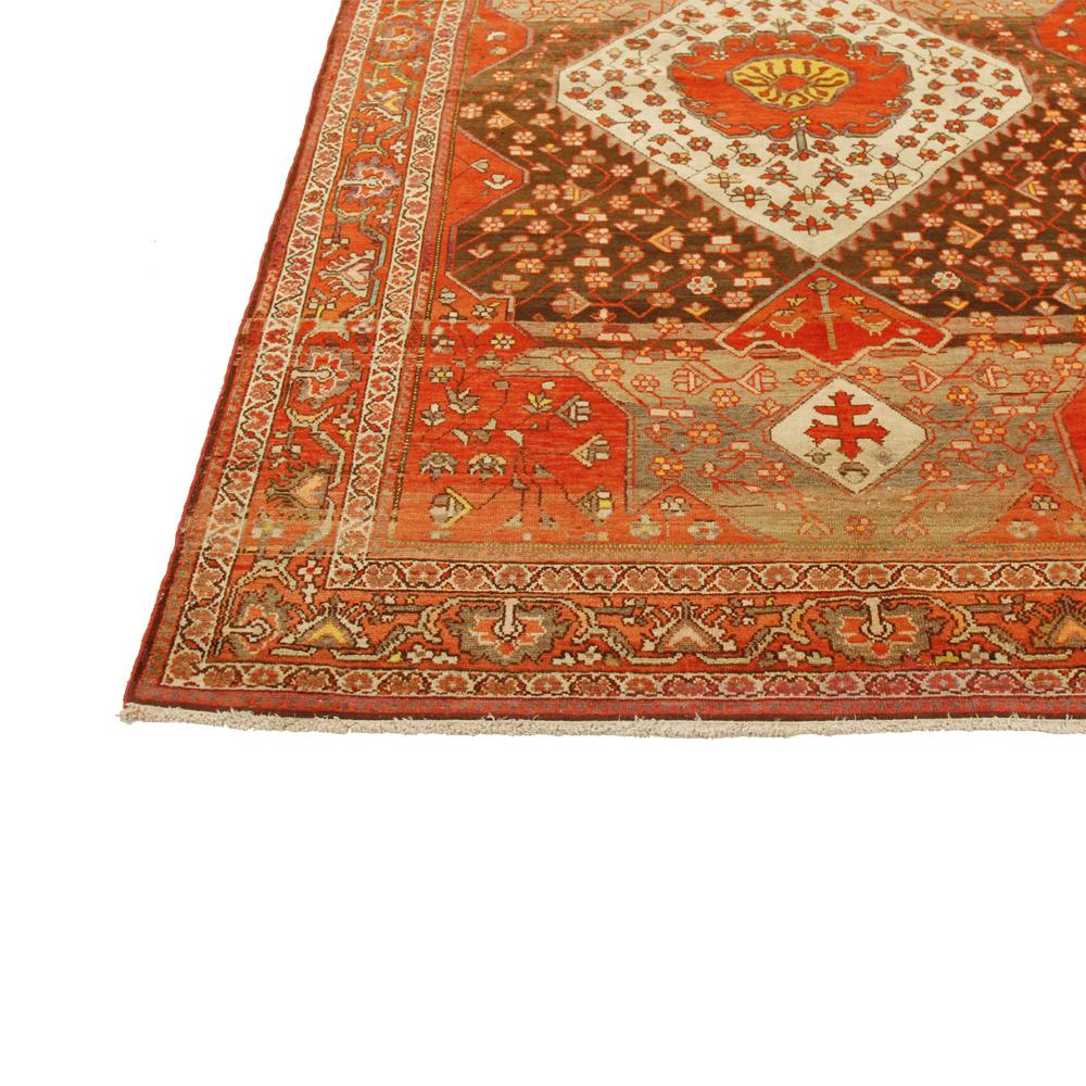 Antique Persian Malayer Rug with Red and White Flower Medallions In Excellent Condition For Sale In Dallas, TX