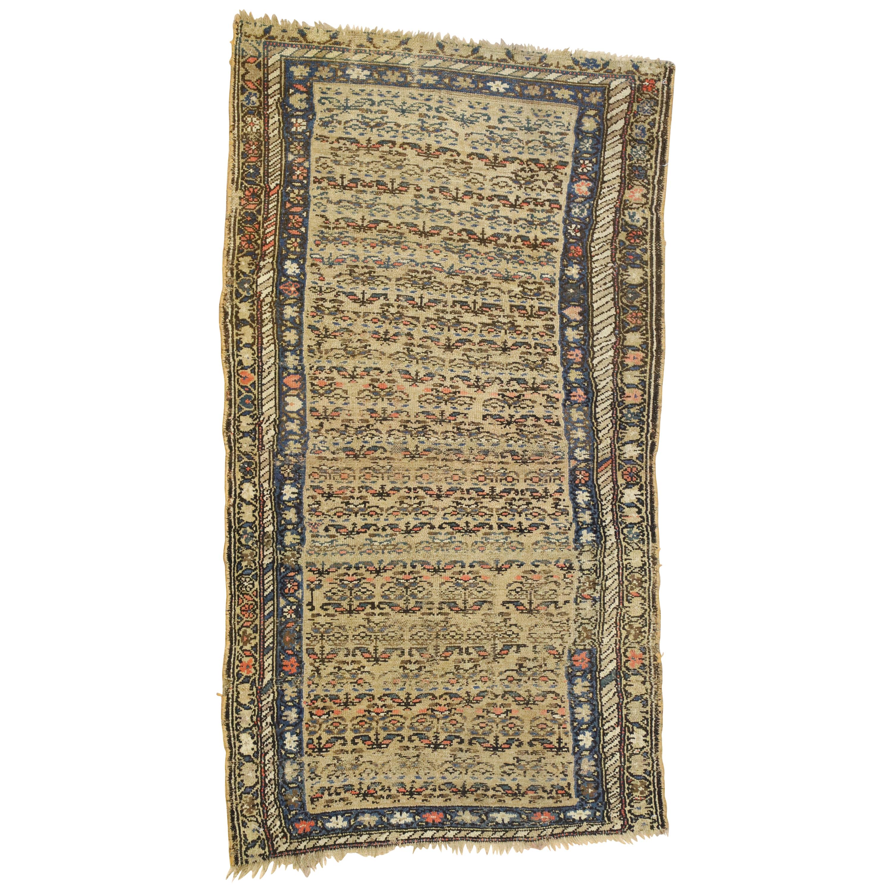 Tapis persan ancien Malayer avec motif de ferme rustique