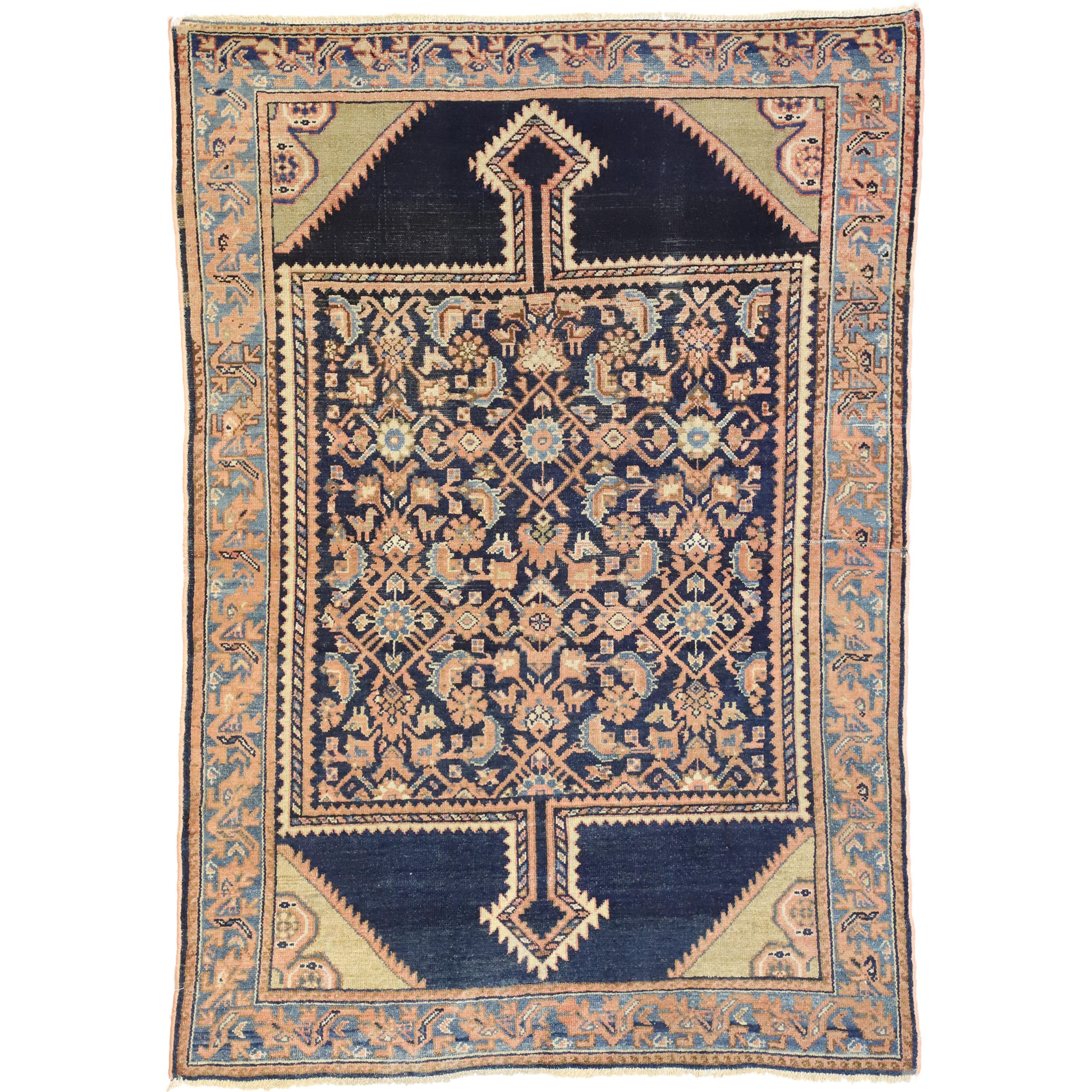 Antiker antiker persischer Malayer-Teppich mit rustikalem, romantischem georgianischem Stil im Angebot