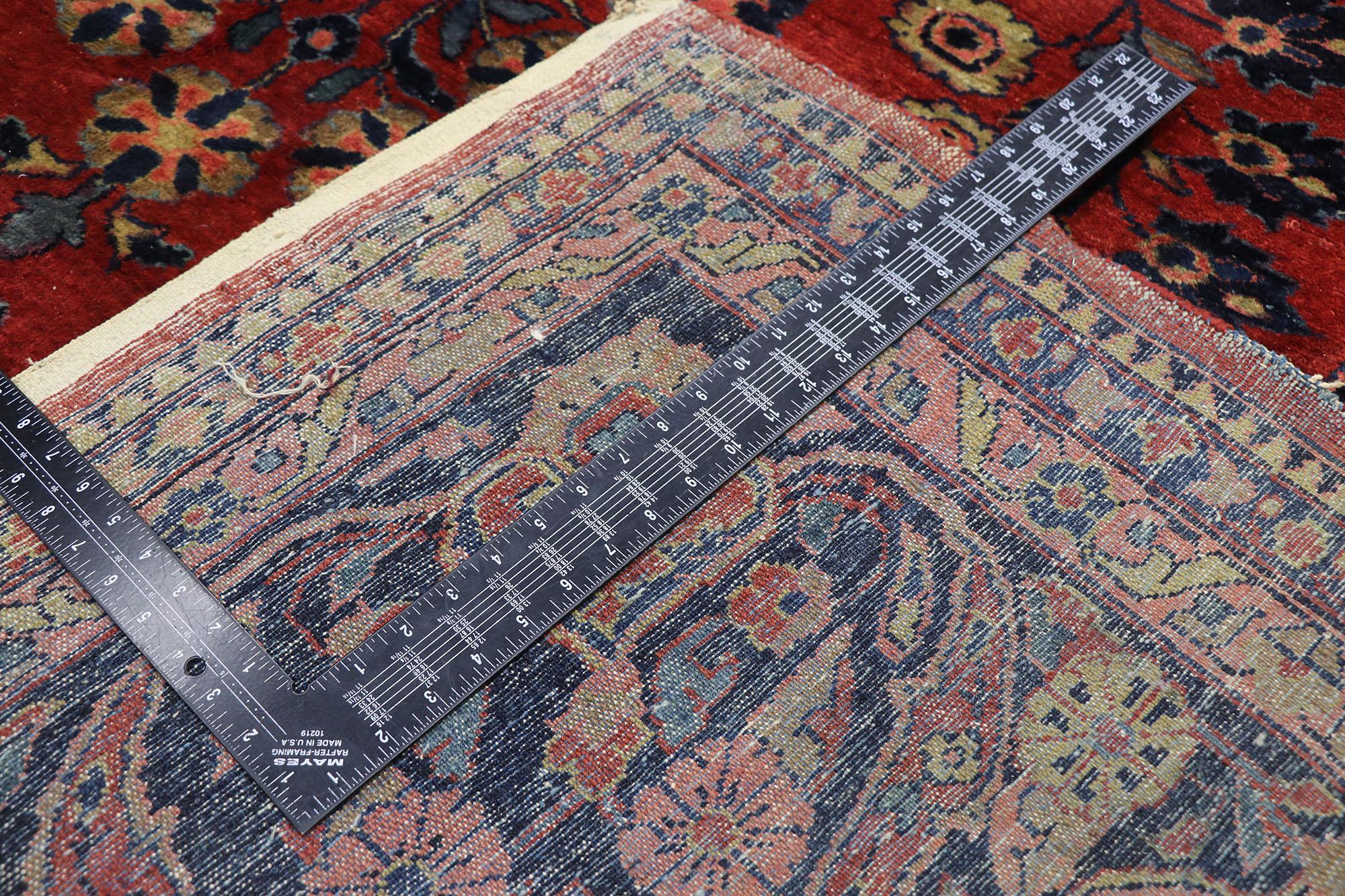 20th Century Antique Persian Malayer Rug with Sarouk Design and Neoclassical Style For Sale
