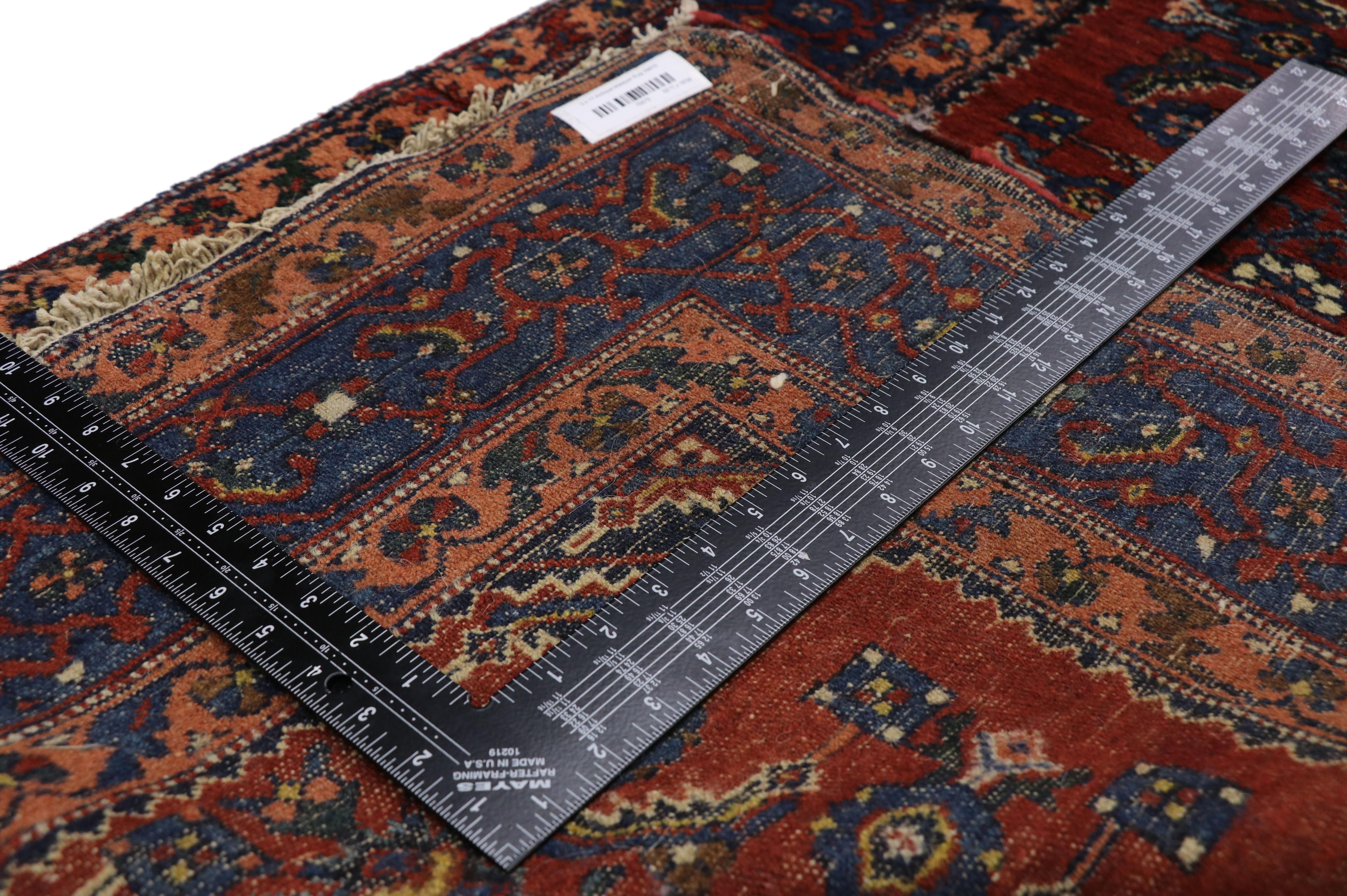 20ième siècle Tapis de couloir persan ancien Malayer avec style Elizabeth Tudor en vente