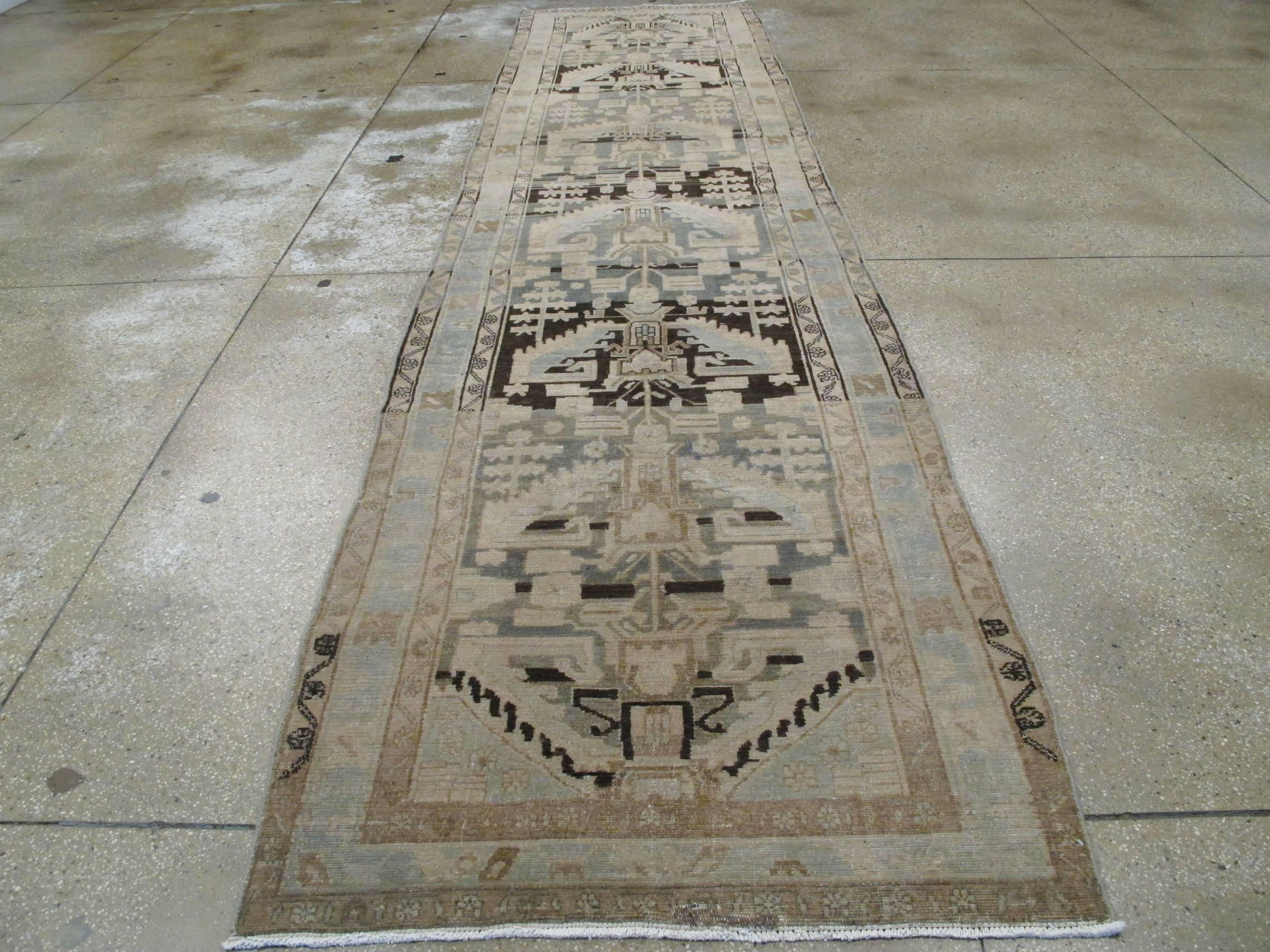Antique Persian Malayer Runner In Excellent Condition For Sale In New York, NY