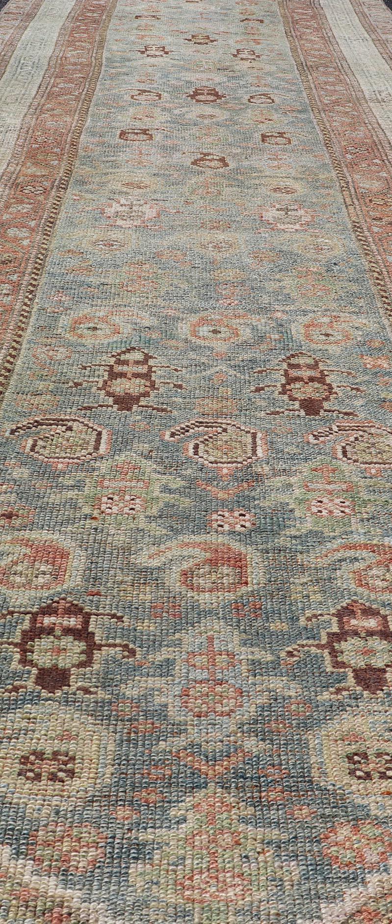 Antique Persian Malayer Runner in Wool with Sub-Geometric Design For Sale 2