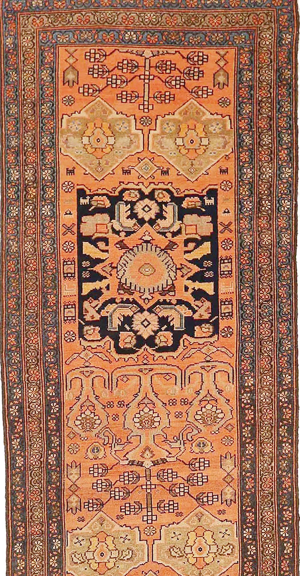 Antique Persian Malayer Runner Rug with Black and Beige Floral Details In Excellent Condition For Sale In Dallas, TX