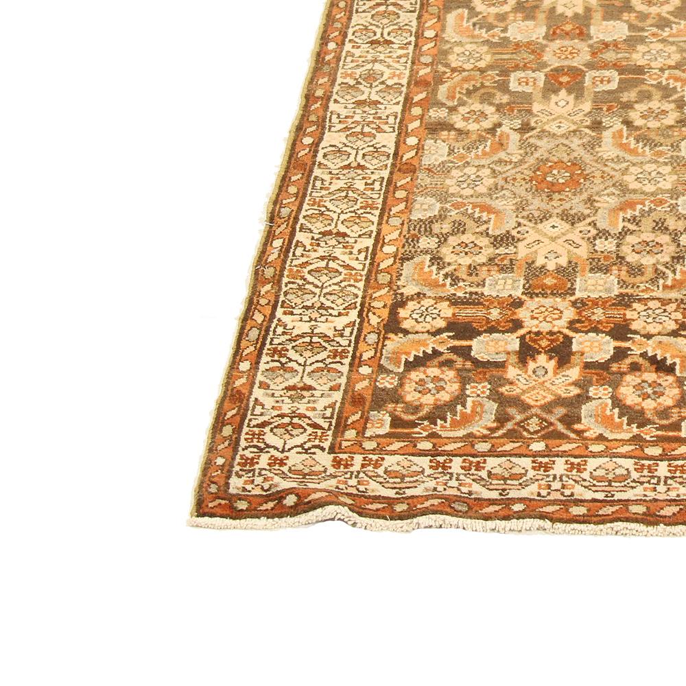 Antique Persian Malayer Runner Rug with Brown and Beige Flower Heads All-Over In Excellent Condition For Sale In Dallas, TX