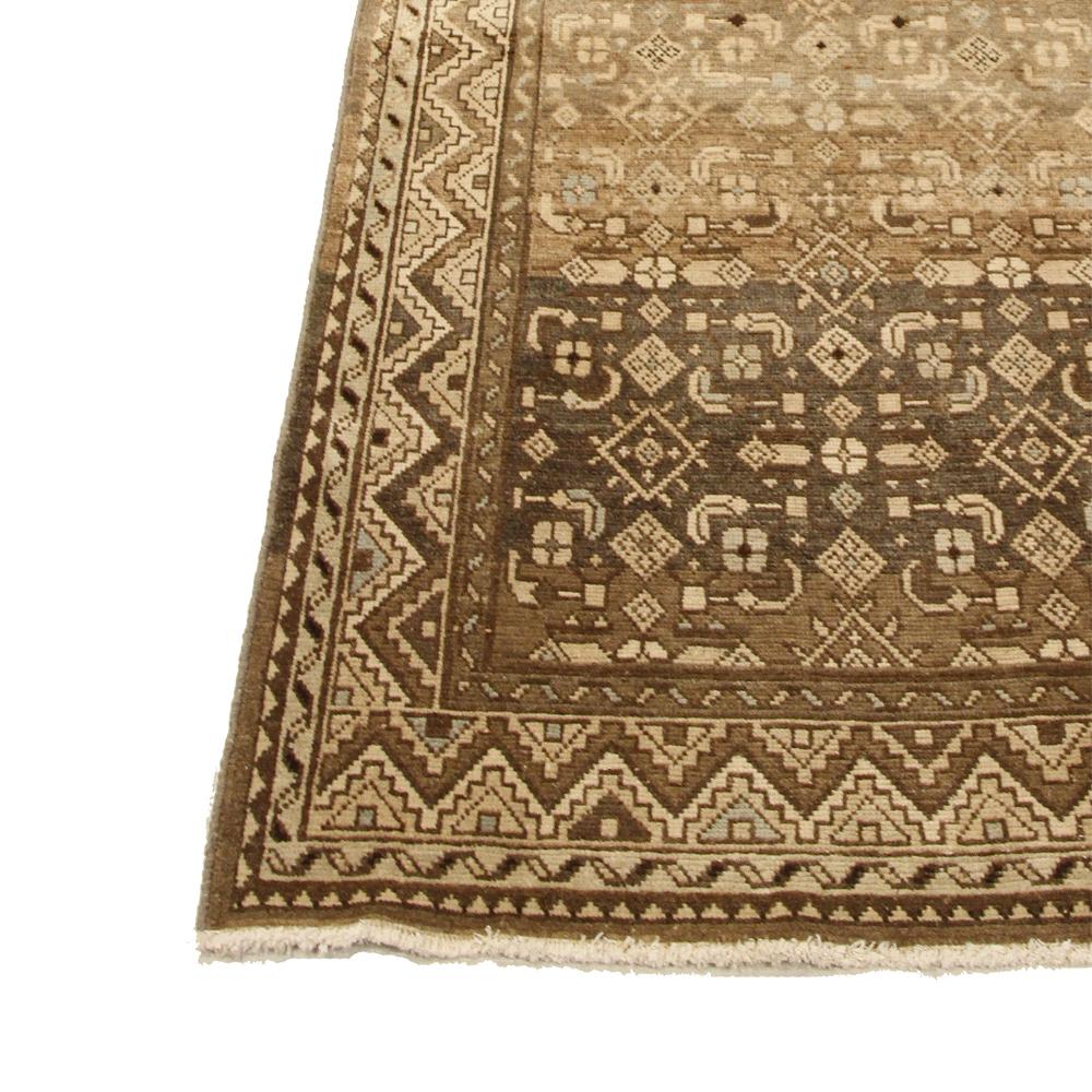 Antique Persian Malayer Runner Rug with Brown and Gray Geometric Details In Excellent Condition For Sale In Dallas, TX