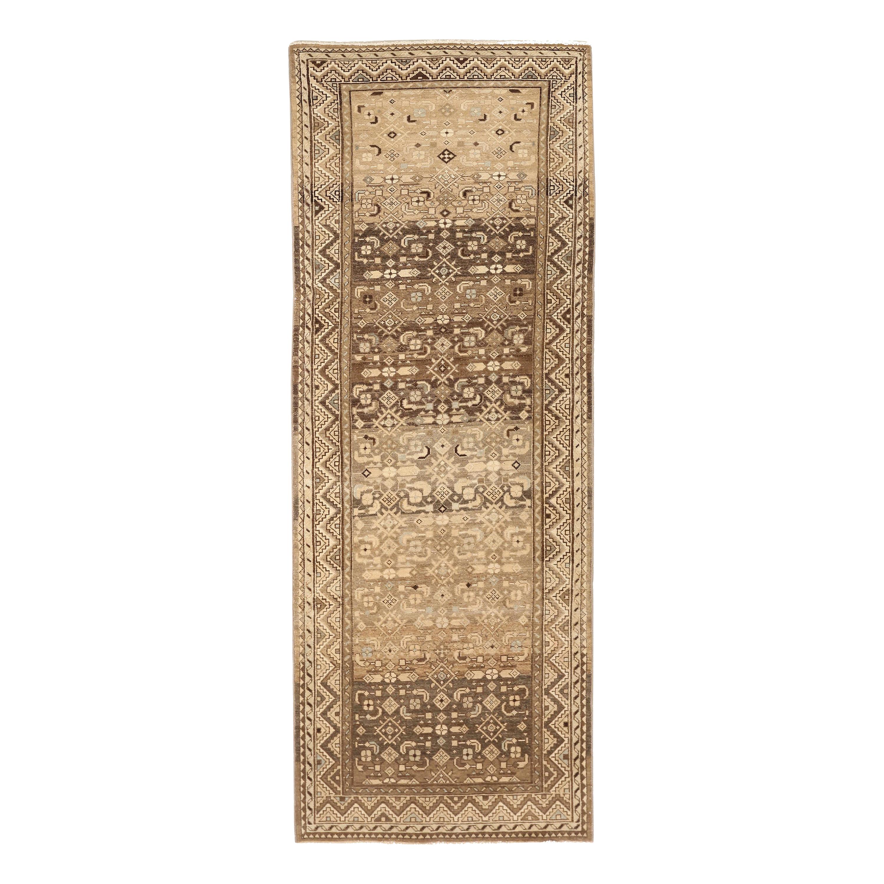 Tapis de course persan antique Malayer avec détails géométriques bruns et gris