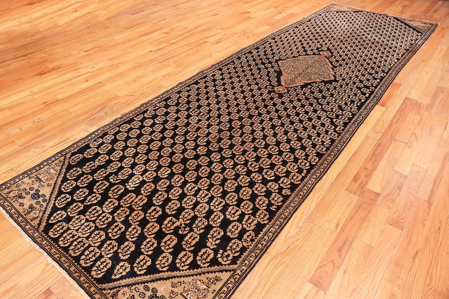 20th Century Antique Persian Malayer Runner. Size: 4 ft 7 in x 15 ft 3 in (1.4 m x 4.65 m)