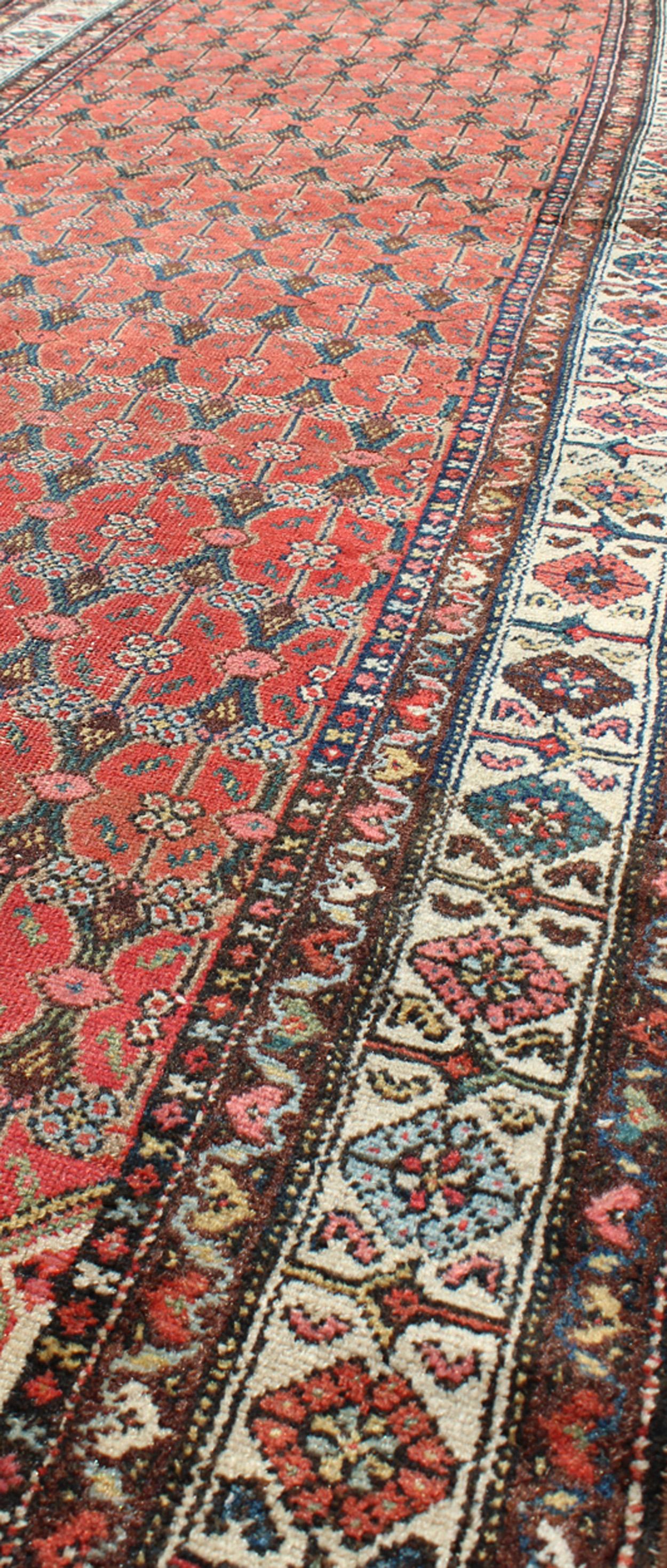 XX secolo Antico runner persiano Malayer con design a reticolo in rosso 3'6 x 10'10 in vendita