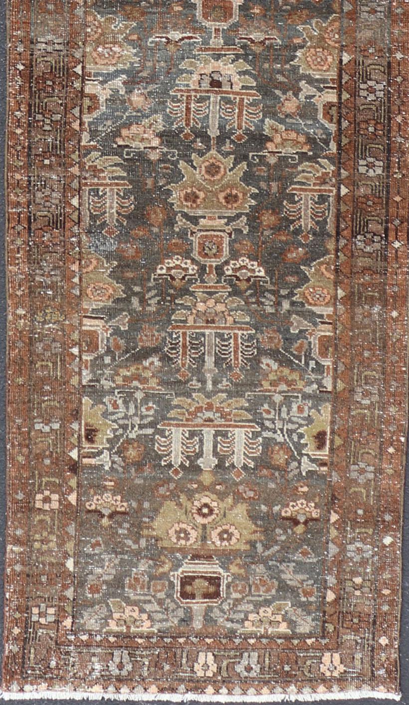 Persiano Antico runner persiano Malayer con design a medaglioni 2'9 x 14'3 in vendita