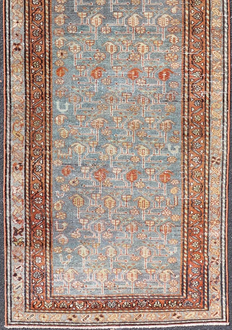 Antiker persischer Malayer-Läufer aus Persien mit blauem Feld und Blumenmuster 2'10