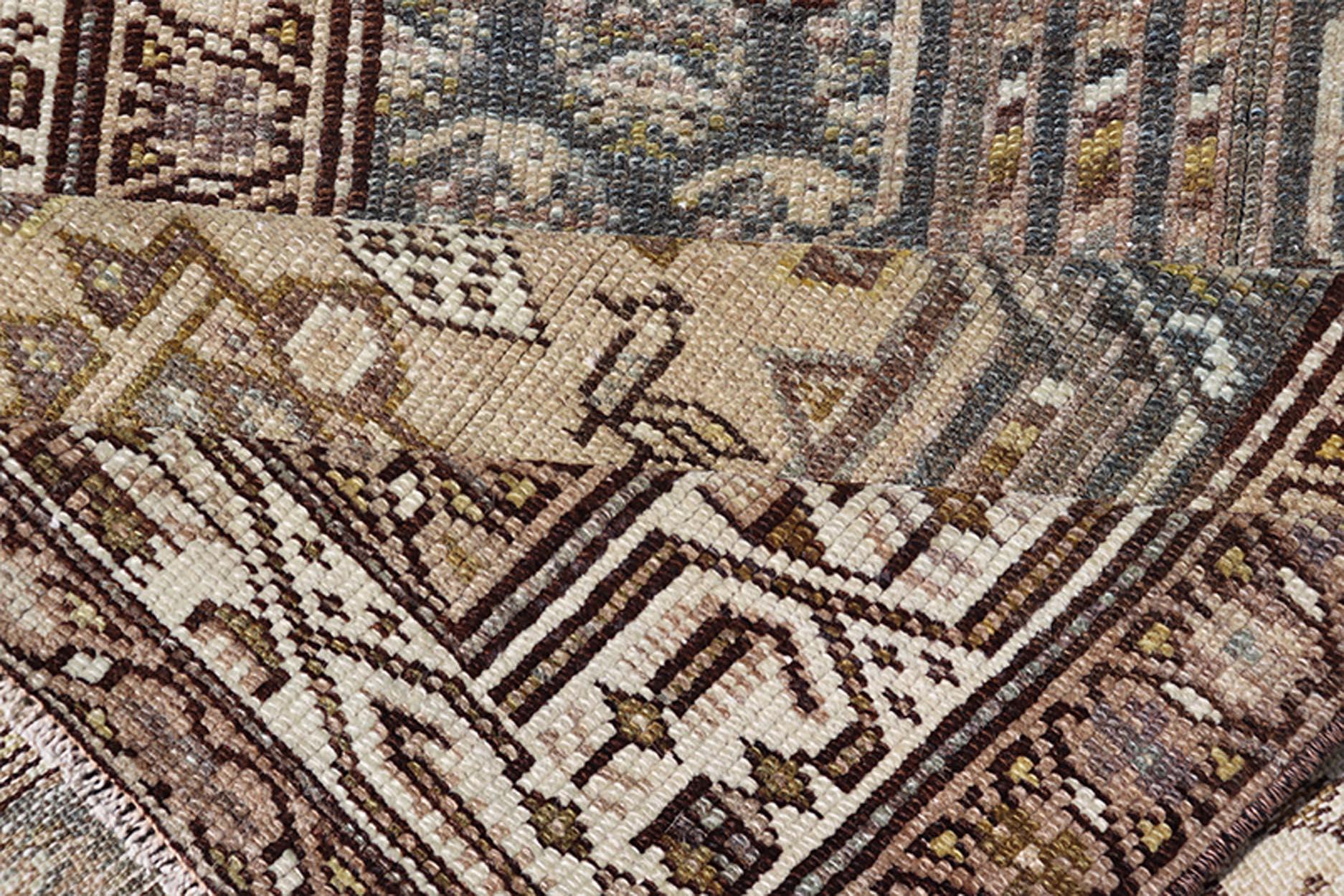 Antico runner persiano Malayer con medaglioni geometrici 3'3 