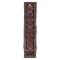 Tapis de couloir persan ancien Malayer de style tribal moderne, long tapis de couloir