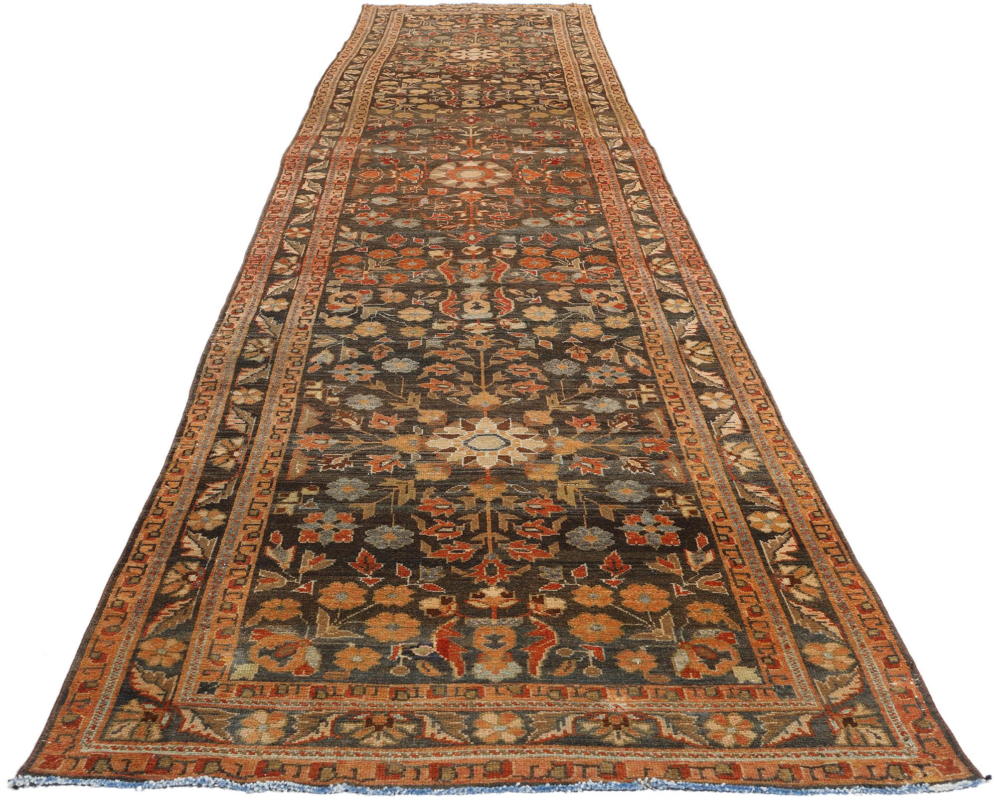 Antiker persischer Malayer-Teppich, 03'04 x 15'08 (Handgeknüpft) im Angebot