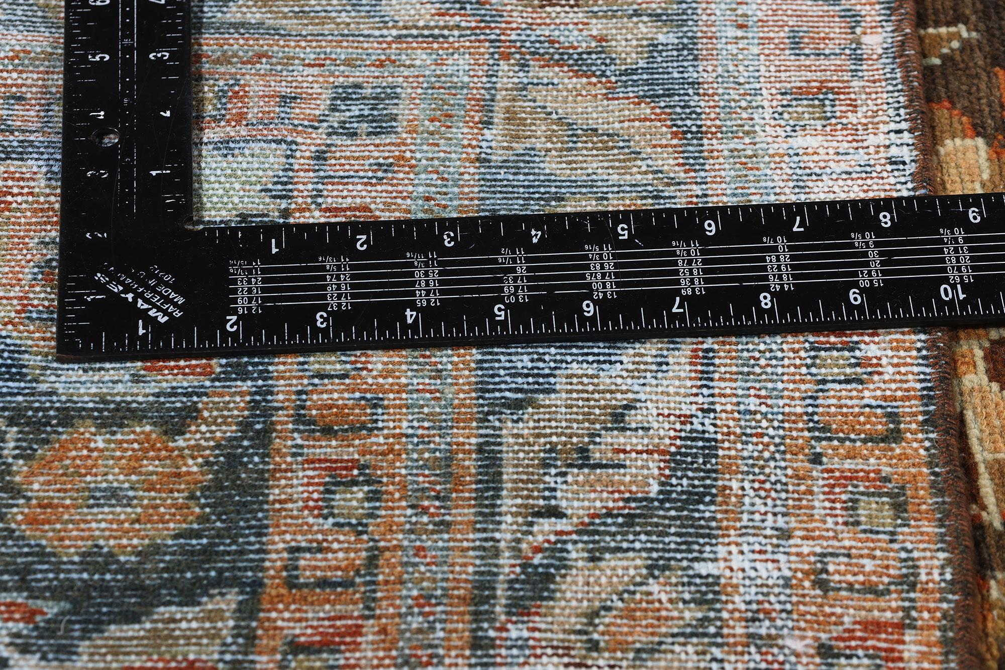 Antiker persischer Malayer-Teppich, 03'04 x 15'08 im Angebot 2