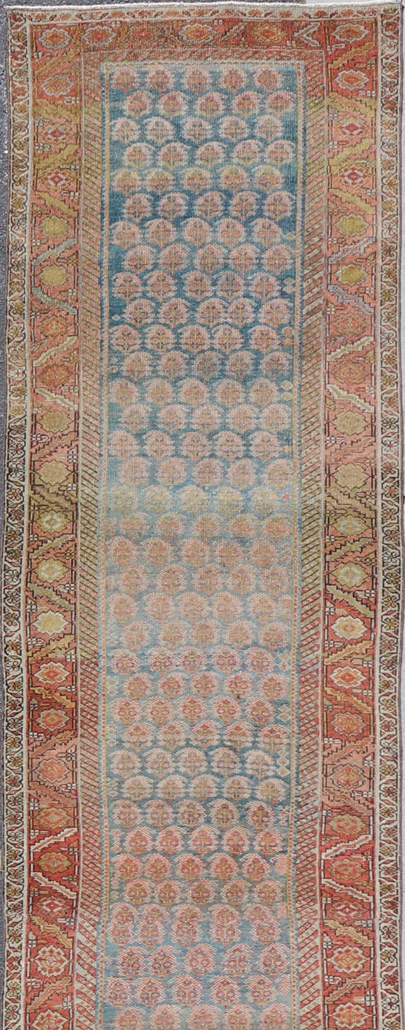 Annodato a mano Antico runner persiano Malayer con design unico Boteh in blu tenue 3'5 x 18'5 in vendita