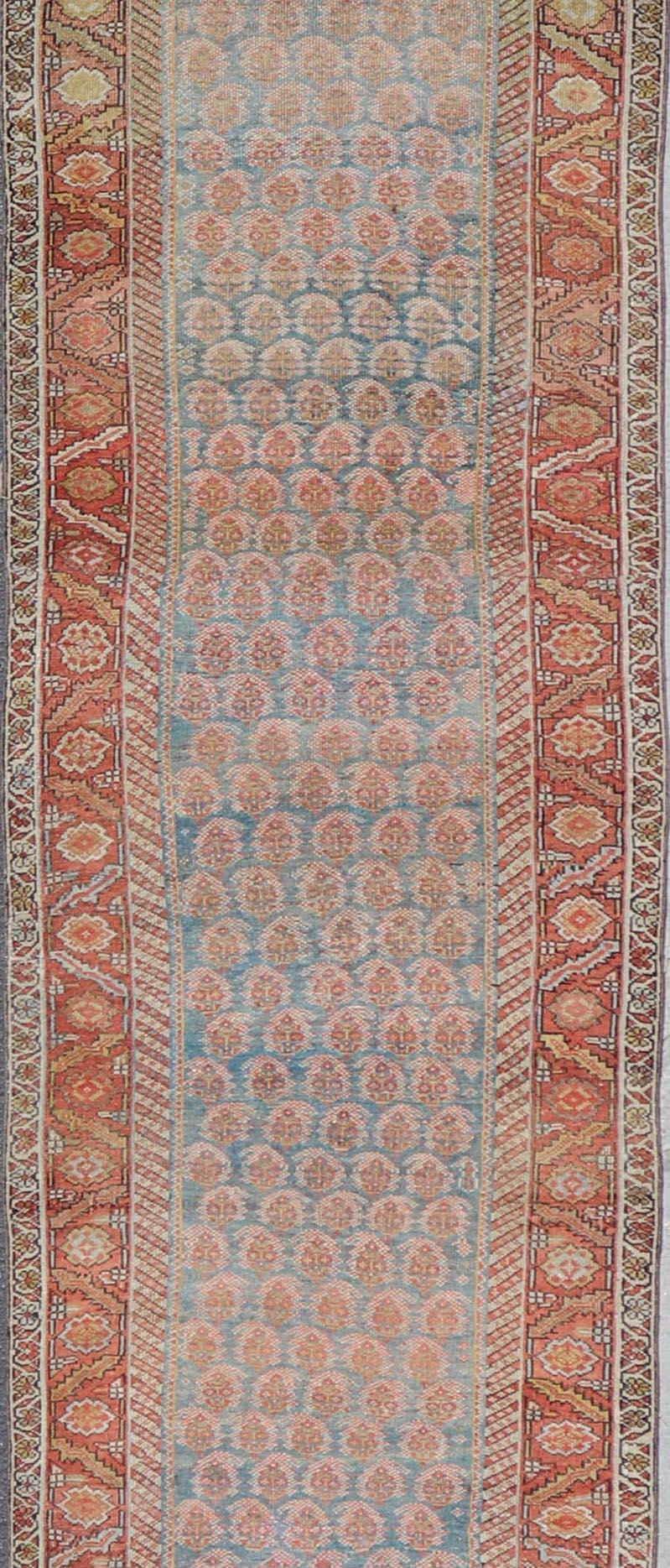 Antico runner persiano Malayer con design unico Boteh in blu tenue 3'5 x 18'5 In condizioni buone in vendita a Atlanta, GA