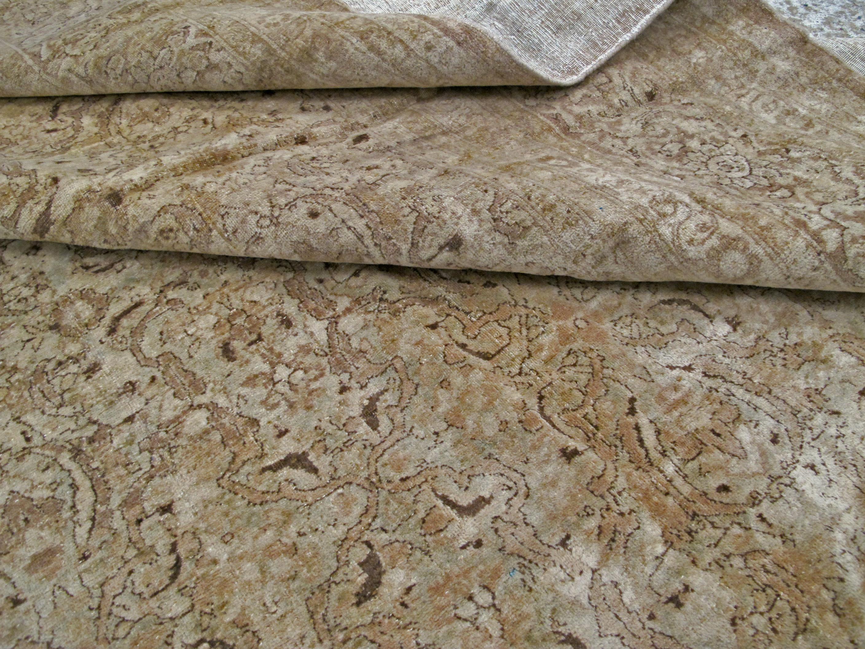 Tapis persan ancien Mashad en vente 2