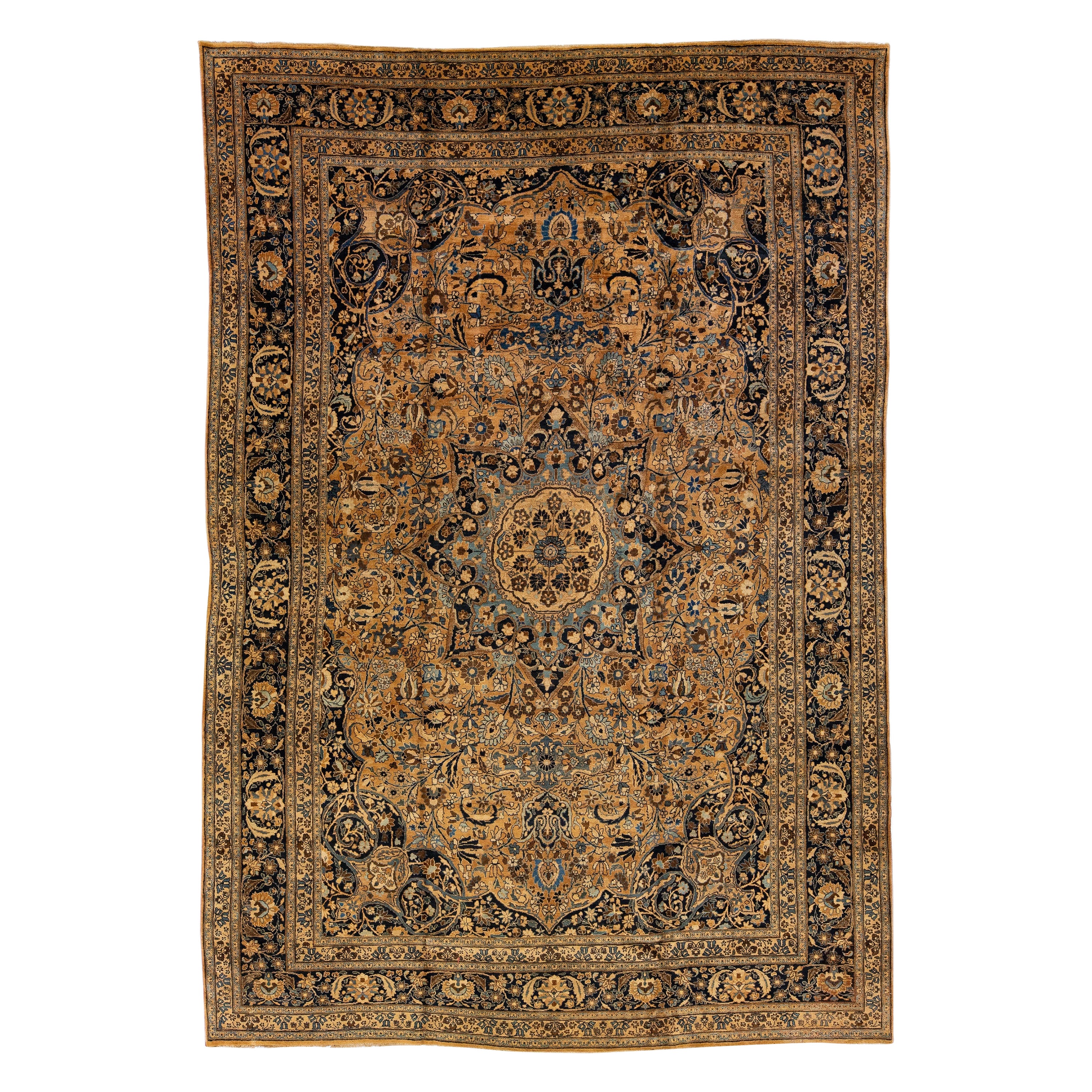 Ancien tapis persan Mashad en laine brun clair à motif de rosettes fait à la main