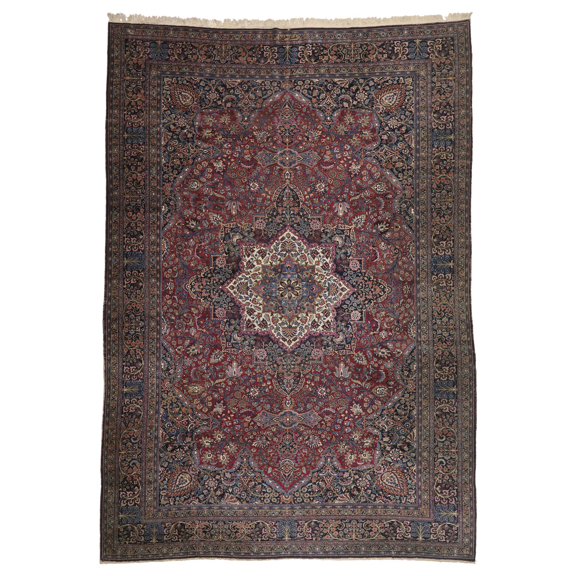 Late 19th Century Persian Mashhad Carpet with Modern Style