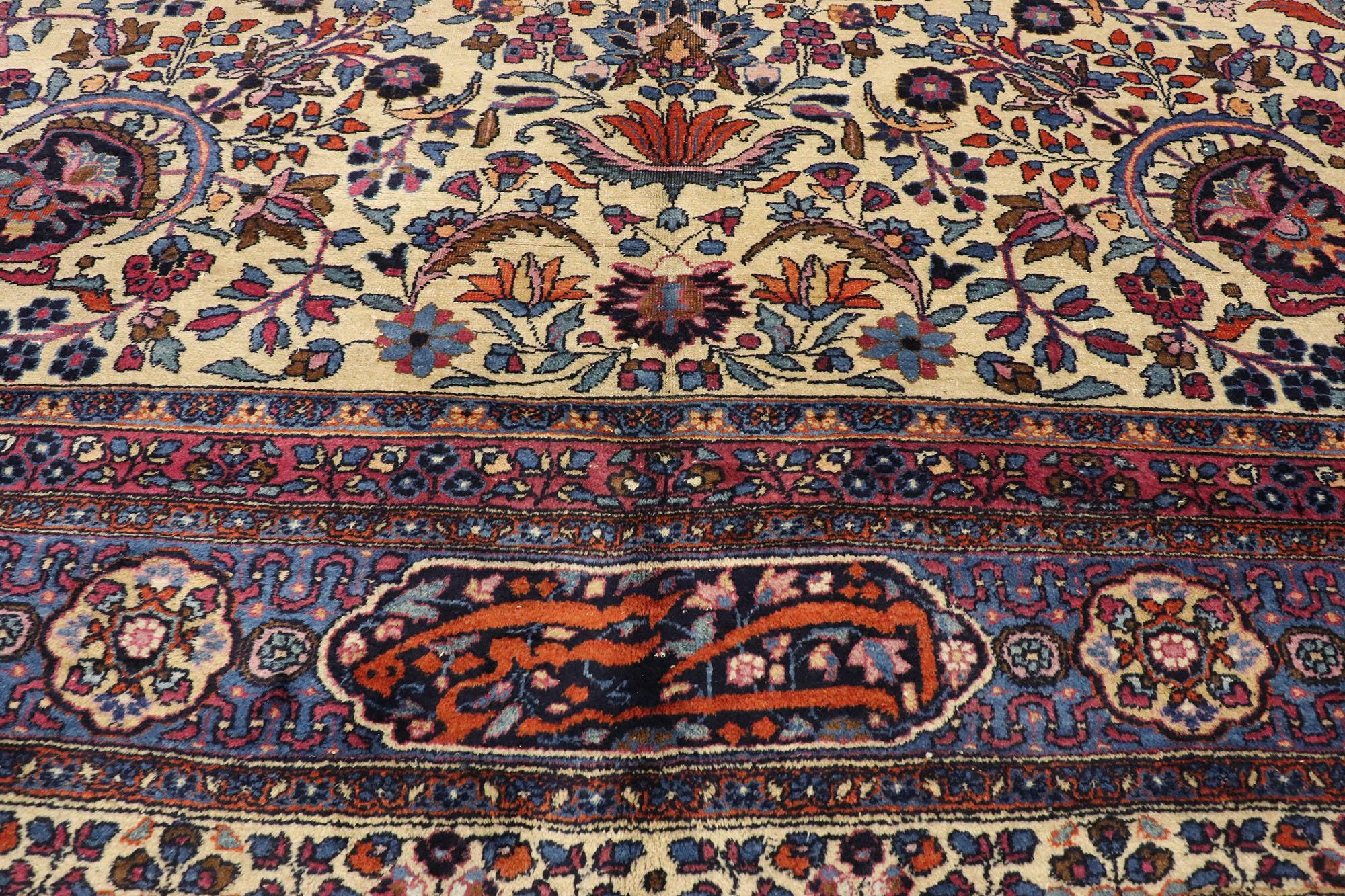 Perse Tapis persan ancien de taille palais Mashhad avec style ottoman vénitien en vente