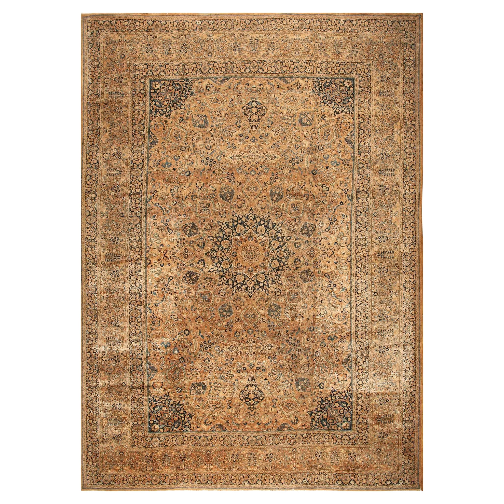 Tapis persan ancien Mashhad de 13' 4"" x 19' 1"" en vente
