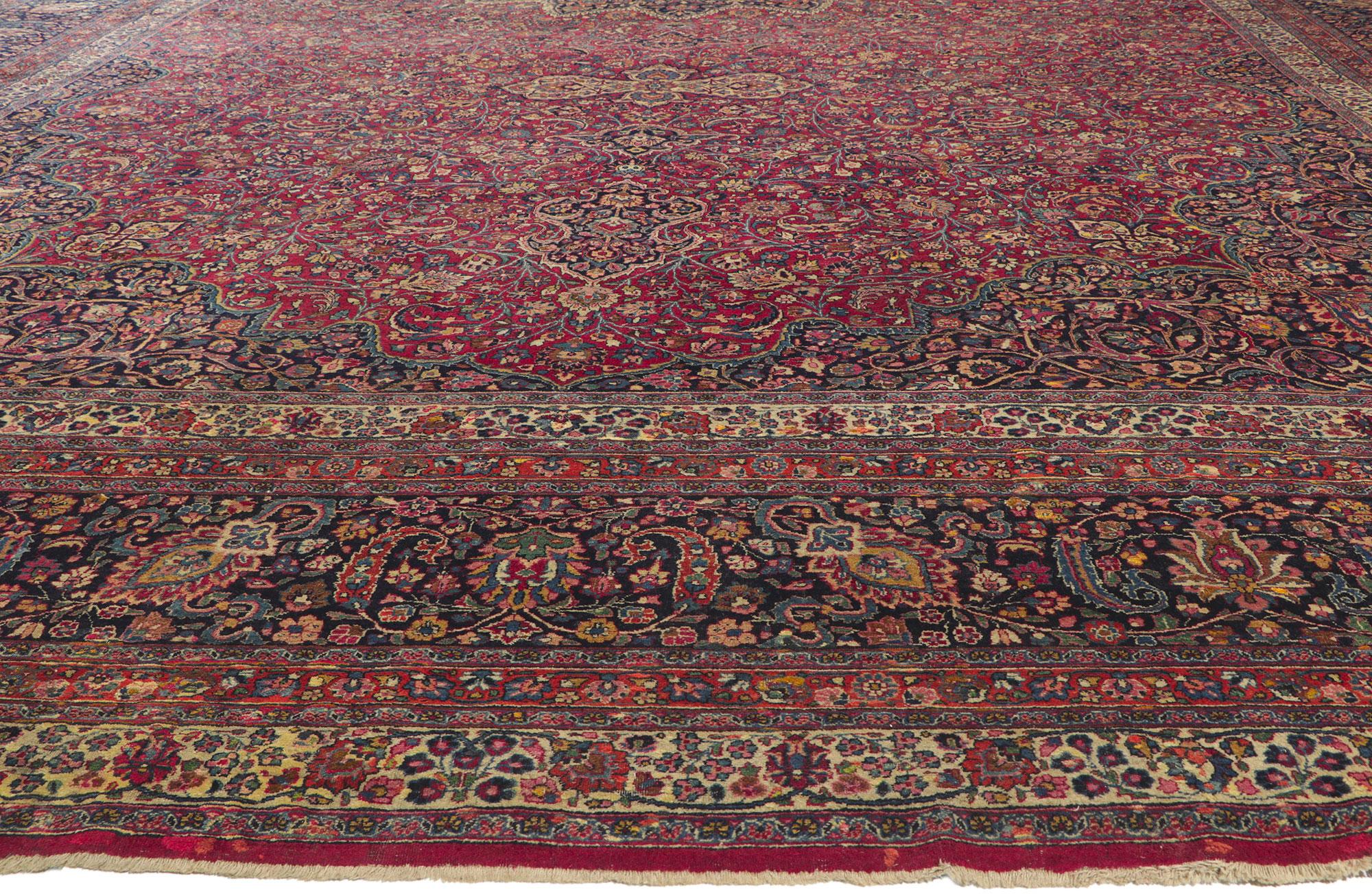 Tappeto antico persiano Mashhad Tappeto per hall d'albergo In condizioni buone in vendita a Dallas, TX