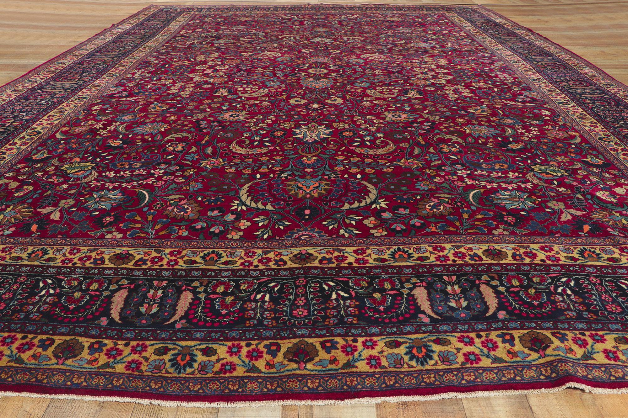 Antiker persischer Mashhad-Teppich, raffinierte Eleganz trifft auf verführerische Dekadenz im Angebot 1
