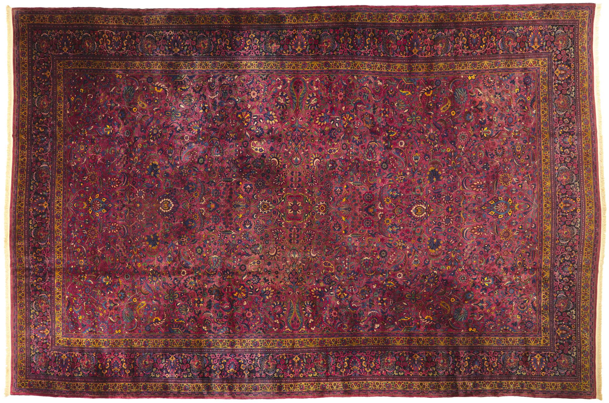 Antique Persian Mashhad Rug with Traditional Style For Sale 1