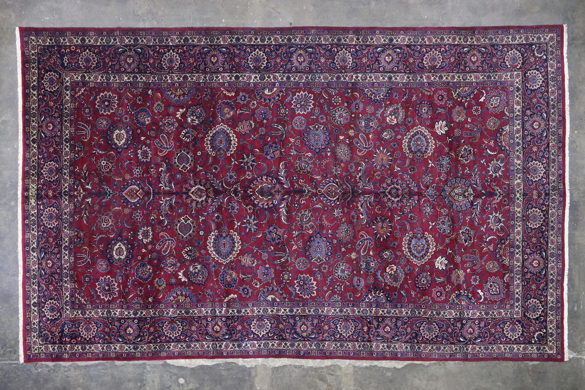 Laine Tapis persan ancien Mashhad avec style élisabéthain victorien en vente