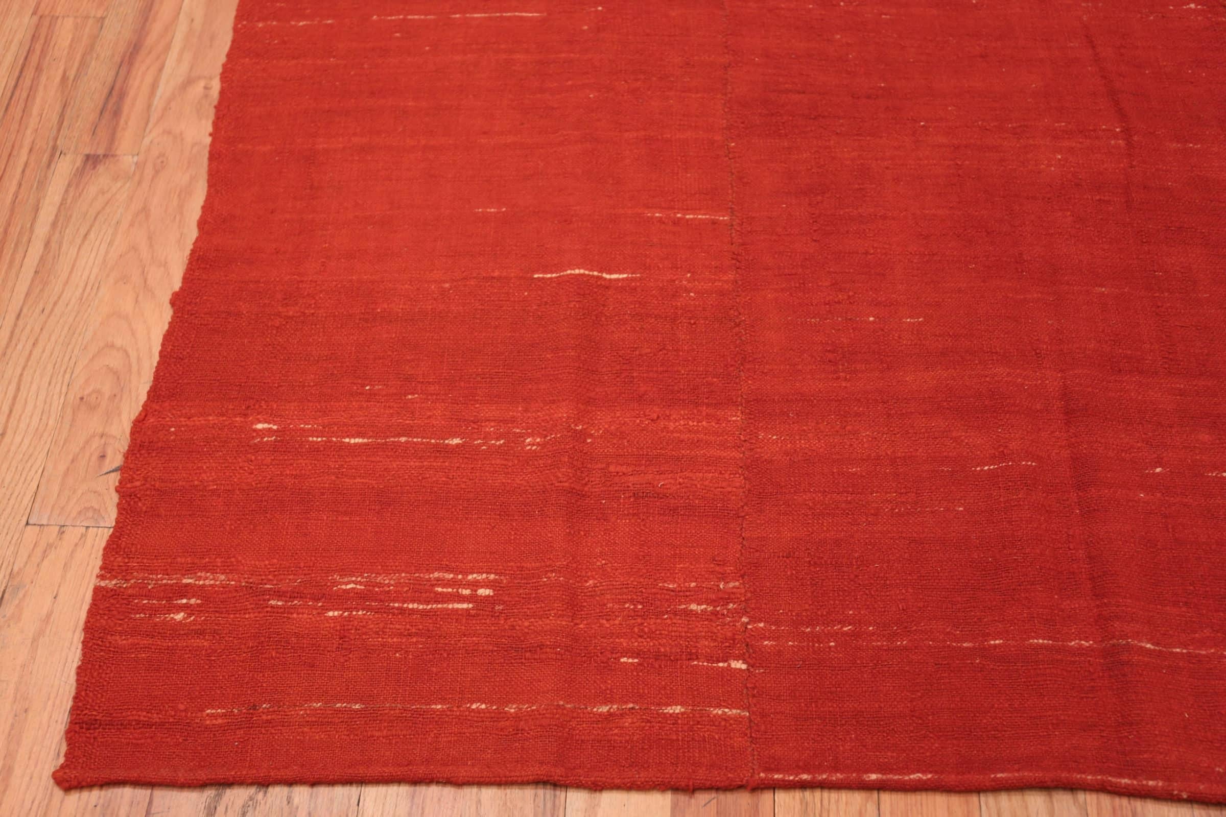 Antique Persian Mazandaran Kilim. Size: 6 ft x 8 ft (1.83 m x 2.44 m) In Excellent Condition In New York, NY