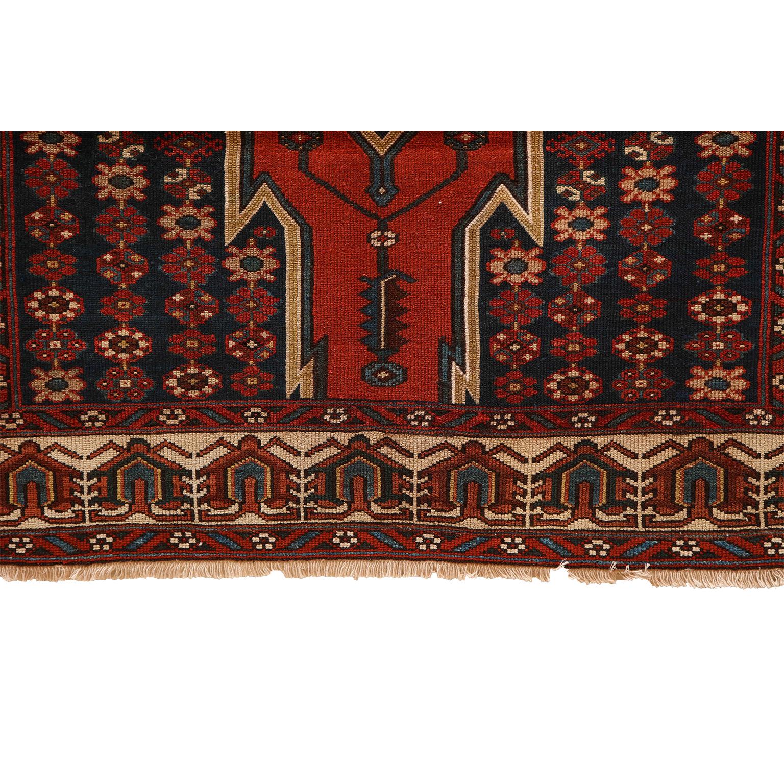 Antique 1920s Wool Persian Mazlaghan Rug, 4' x 6' For Sale 4