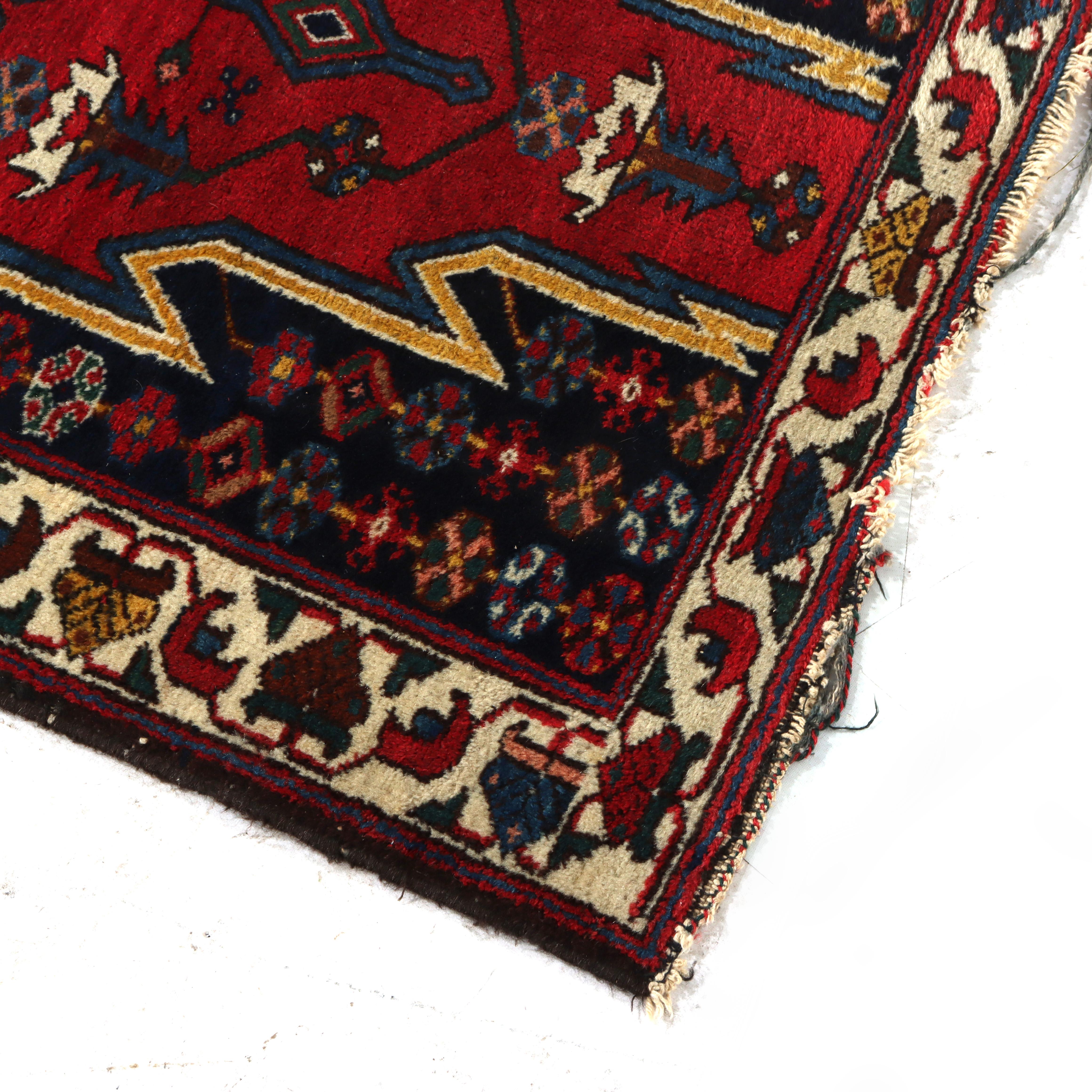 Antiker persischer Mazlaghan-Wurfteppich C1930 (Wolle) im Angebot