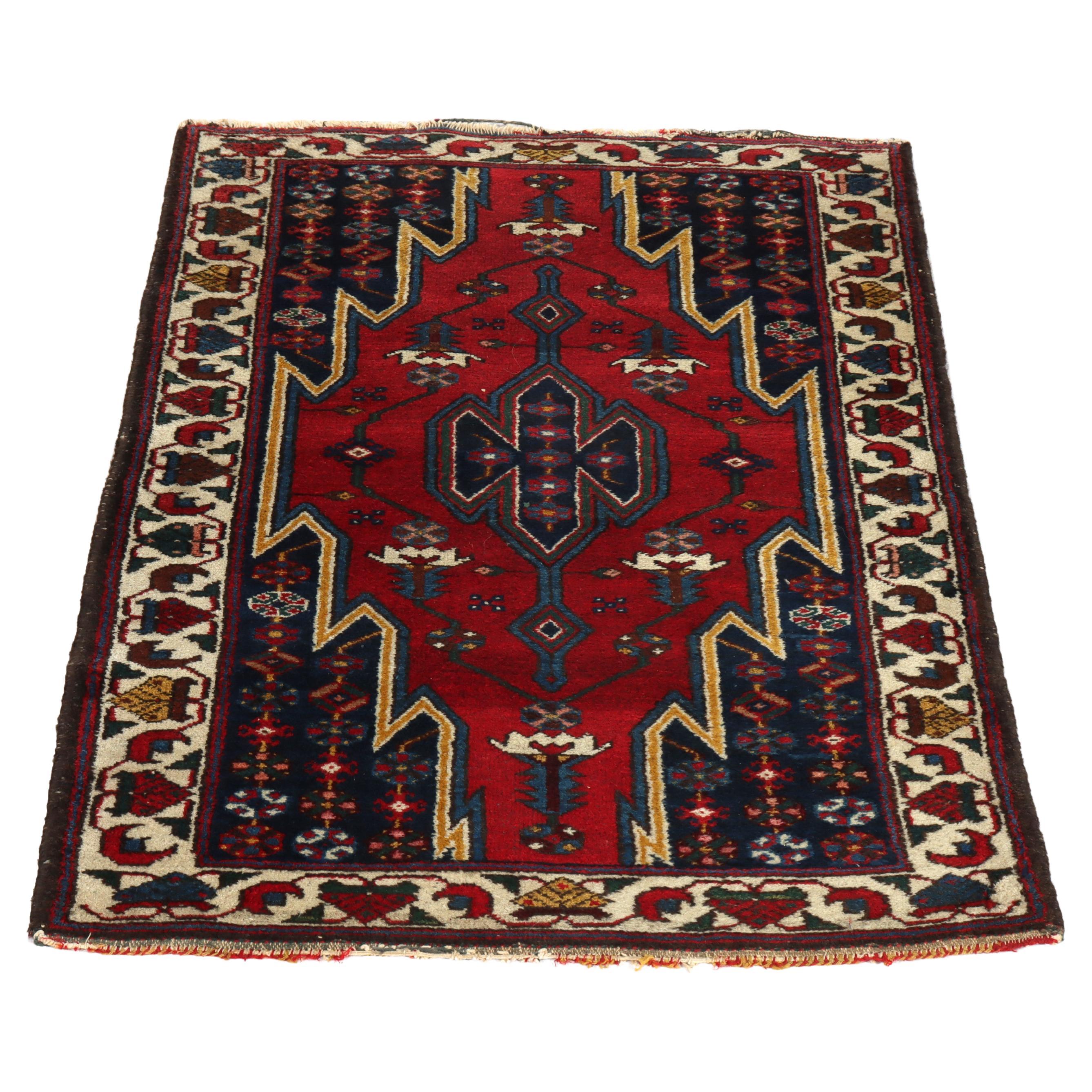 Antiker persischer Mazlaghan-Wurfteppich C1930