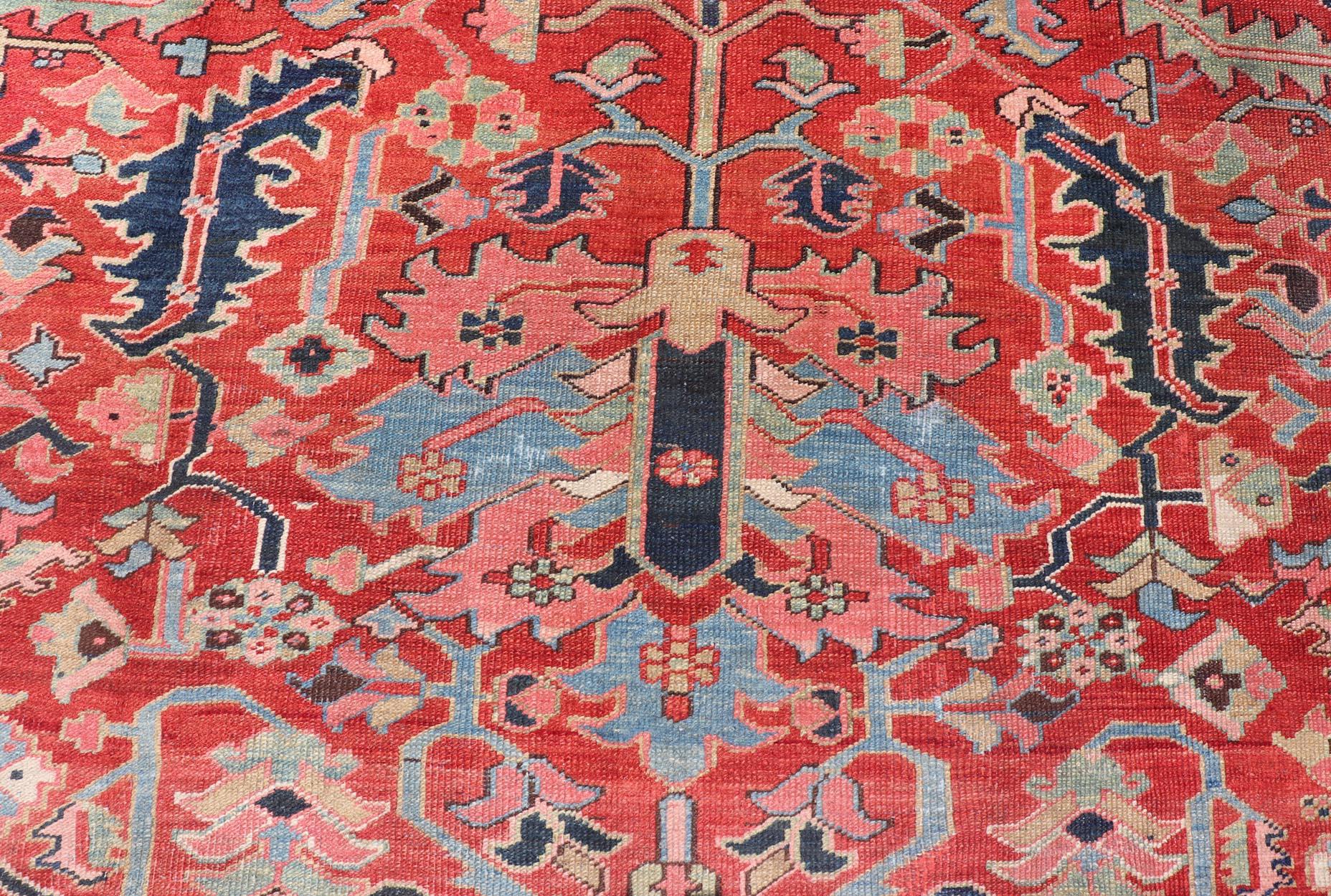 Antique Persian Medallion Serapi Rug With Red Background and Blue Border For Sale 4