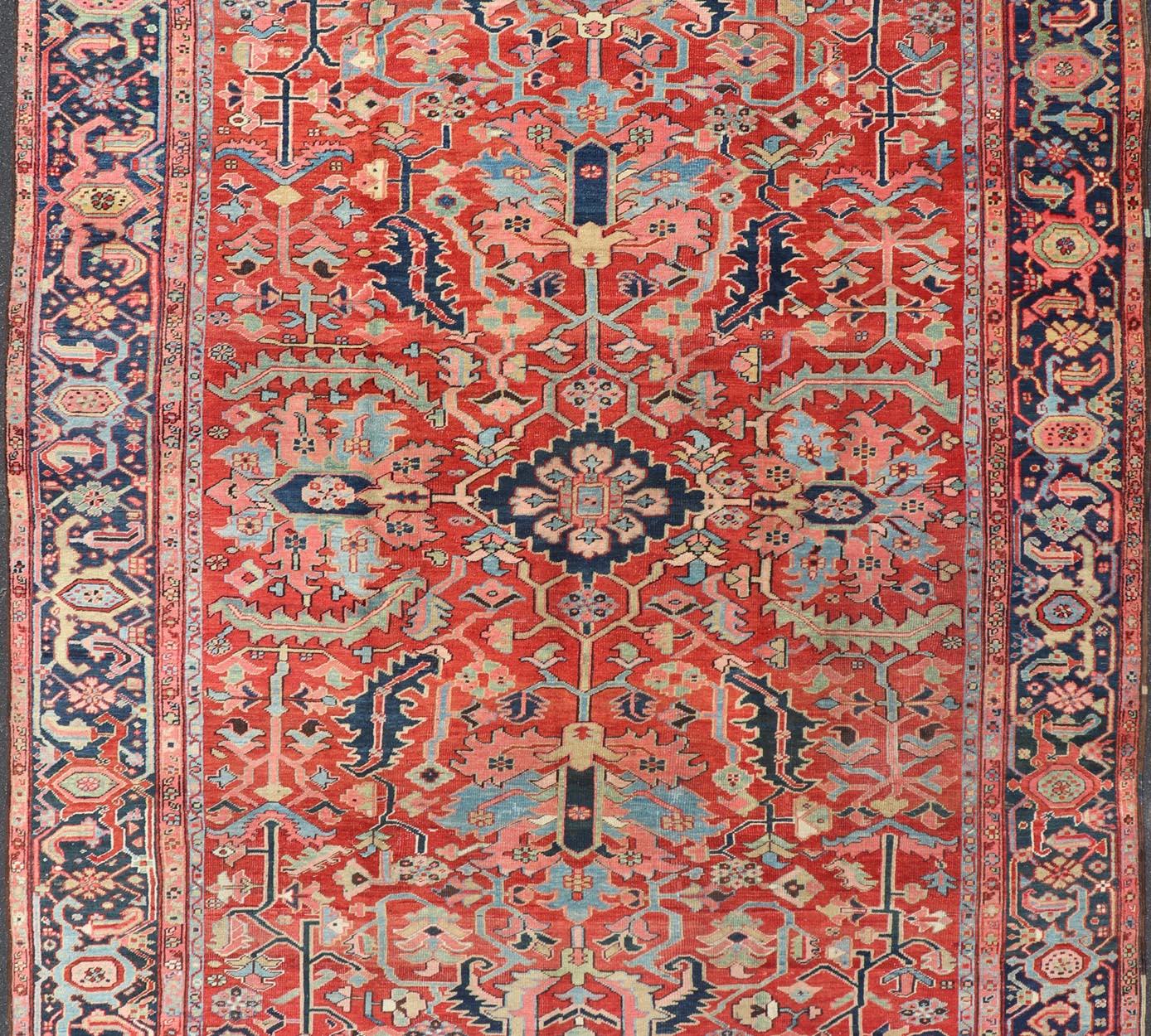 Antique Persian Medallion Serapi Rug With Red Background and Blue Border For Sale 6
