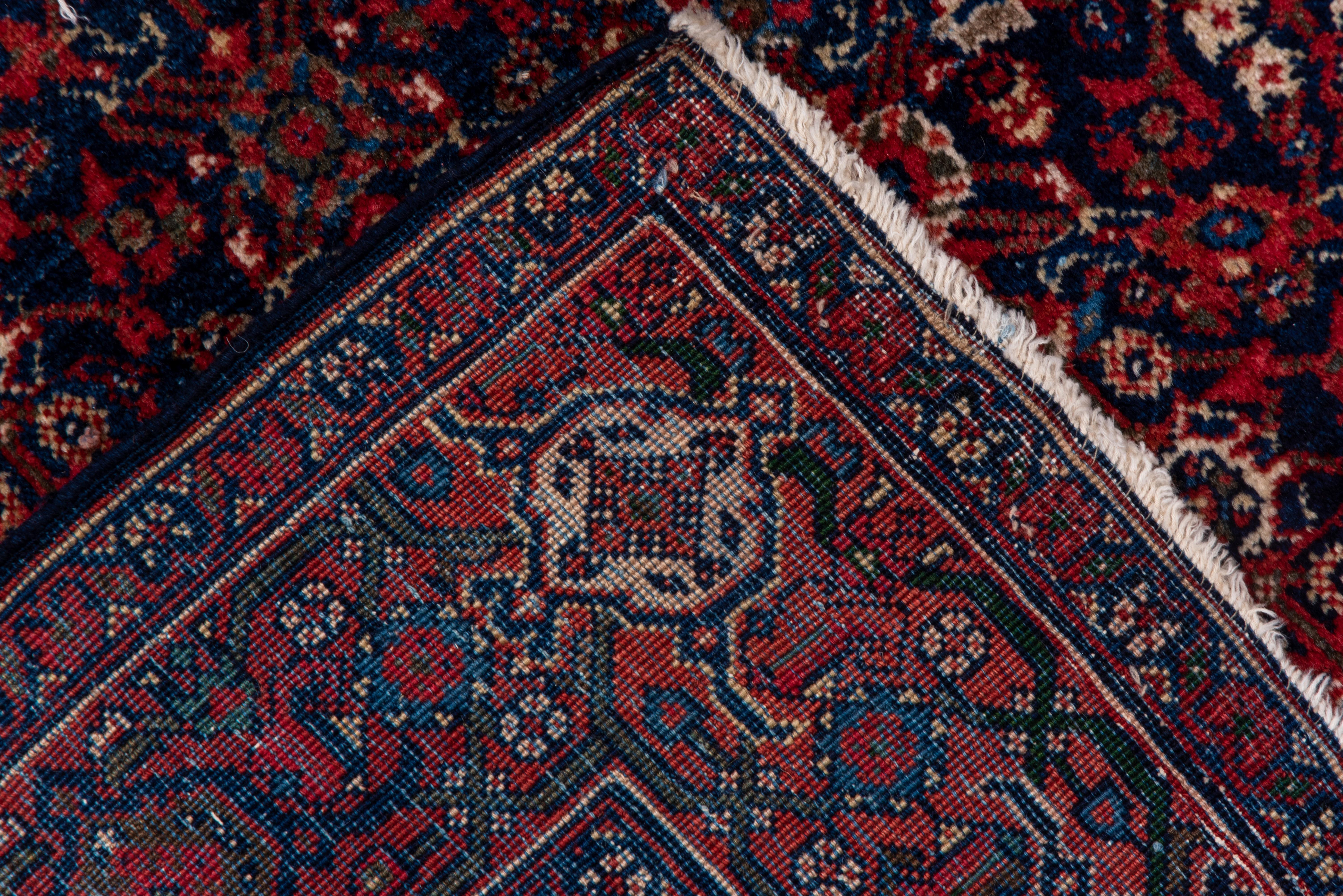 Antique Persian Meighan Rug, circa 1930s In Good Condition For Sale In New York, NY