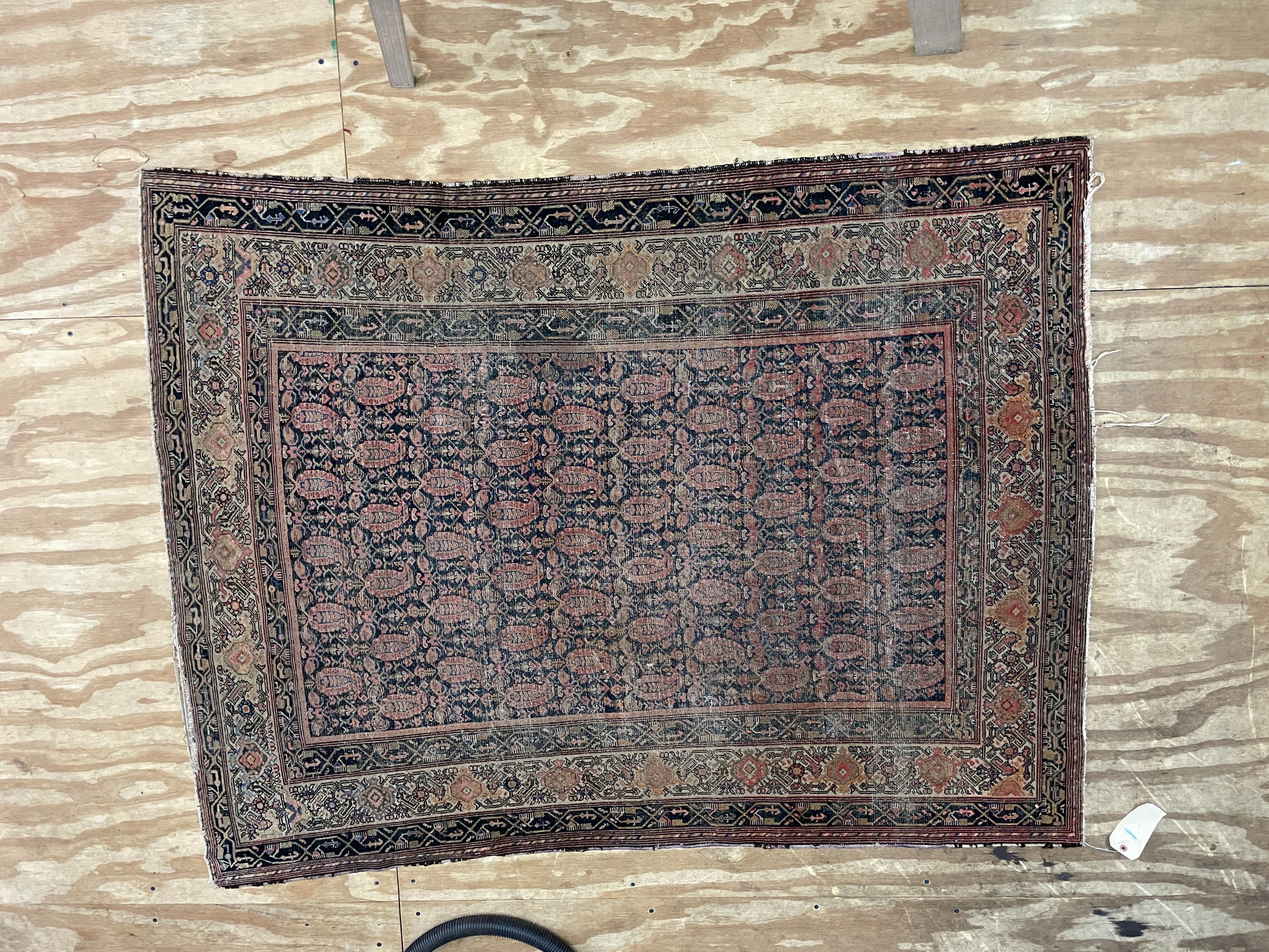 Antiker Perser  Melayer Botheh-Teppich im Zustand „Relativ gut“ im Angebot in Evanston, IL